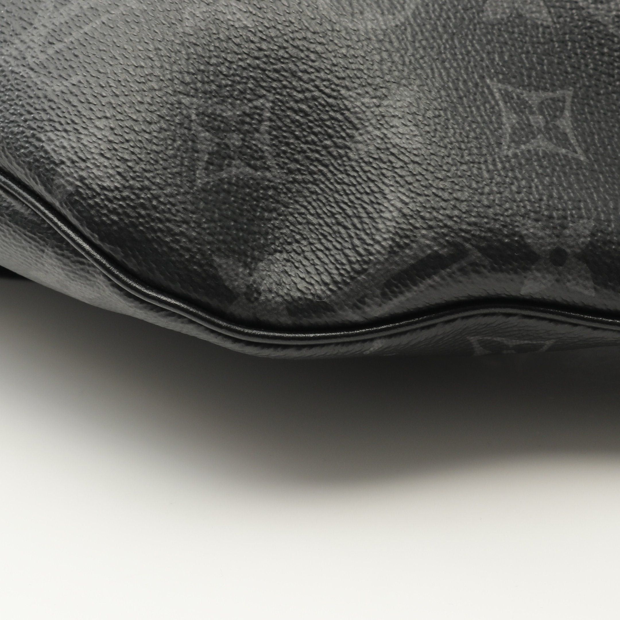 Louis Vuitton Louis Vuitton Discovery Bum Bag Pm Monogram Eclipse Body Waist Leather Black Size ONE SIZE - 5 Thumbnail