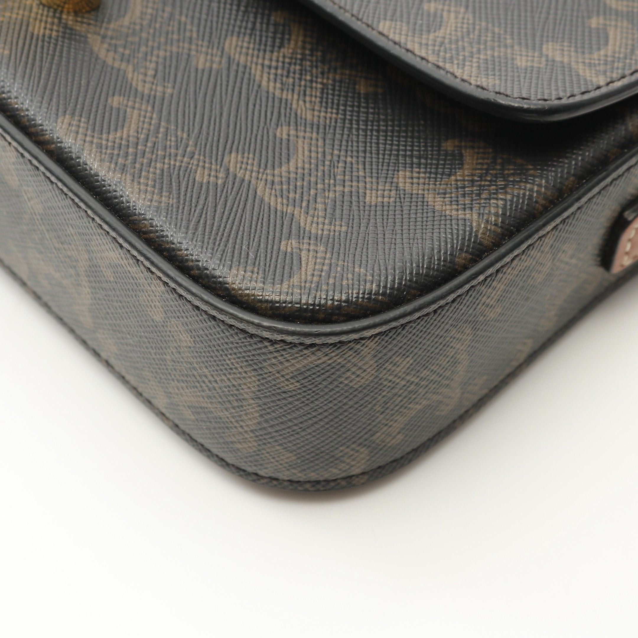 Celine Celine Claude Triomphe One Shoulder Bag Leather Dark Brown Size ONE SIZE - 5 Thumbnail