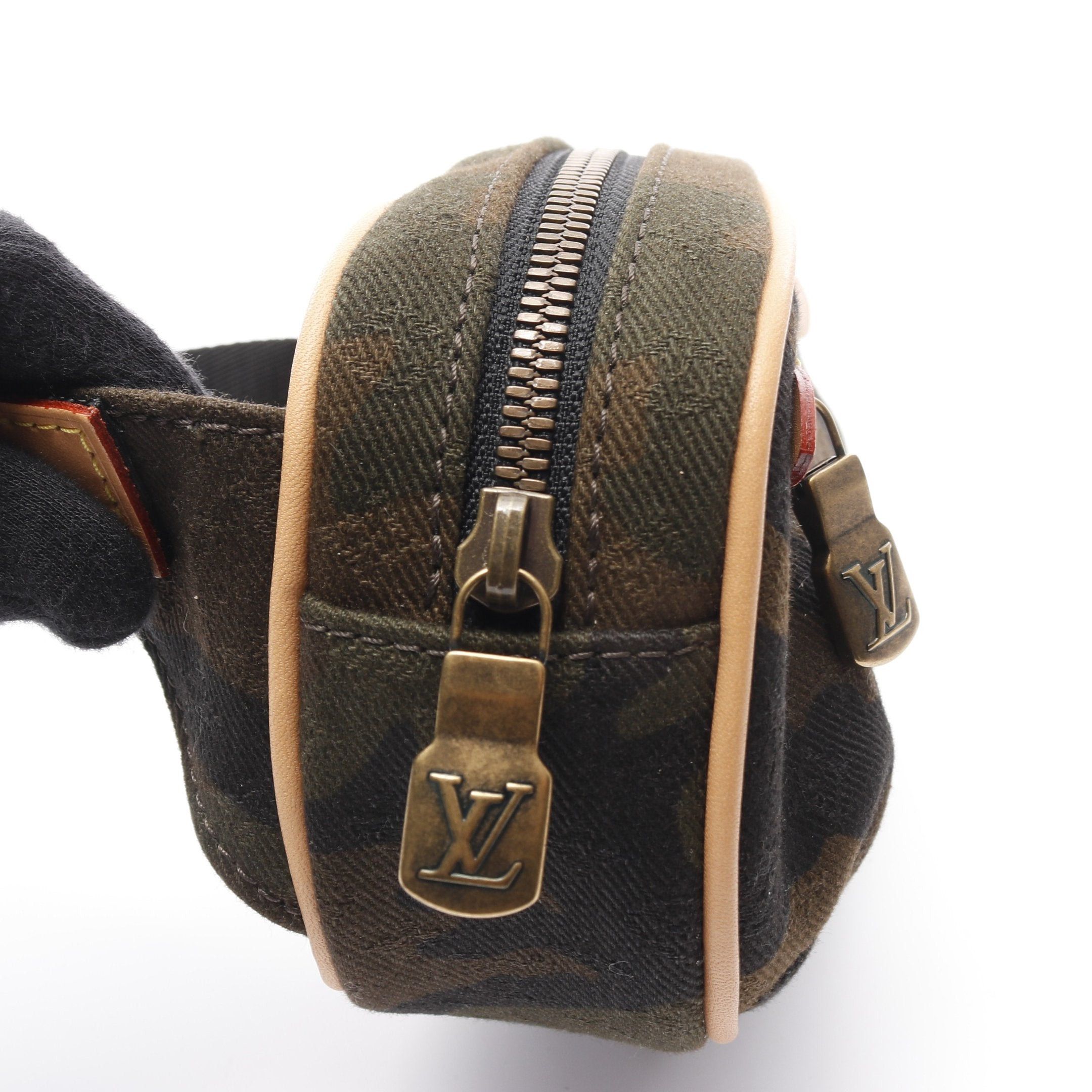 Louis Vuitton Louis Vuitton Louis Vuitton * Supreme Bum Bag Pm Monogram Waist Body Camouflage Canvas Leather Khaki Green Size ONE SIZE - 7 Thumbnail