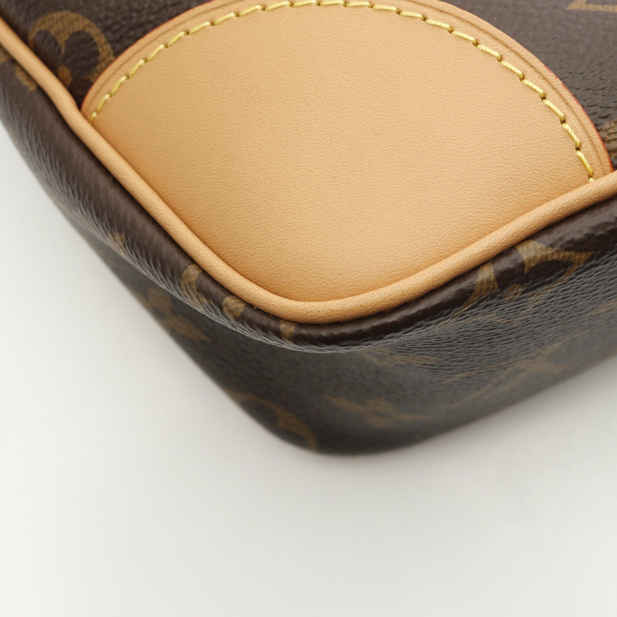 Louis Vuitton Louis Vuitton Odeon Nm Mm Monogram Shoulder Bag Leather Brown Size ONE SIZE - 7 Thumbnail