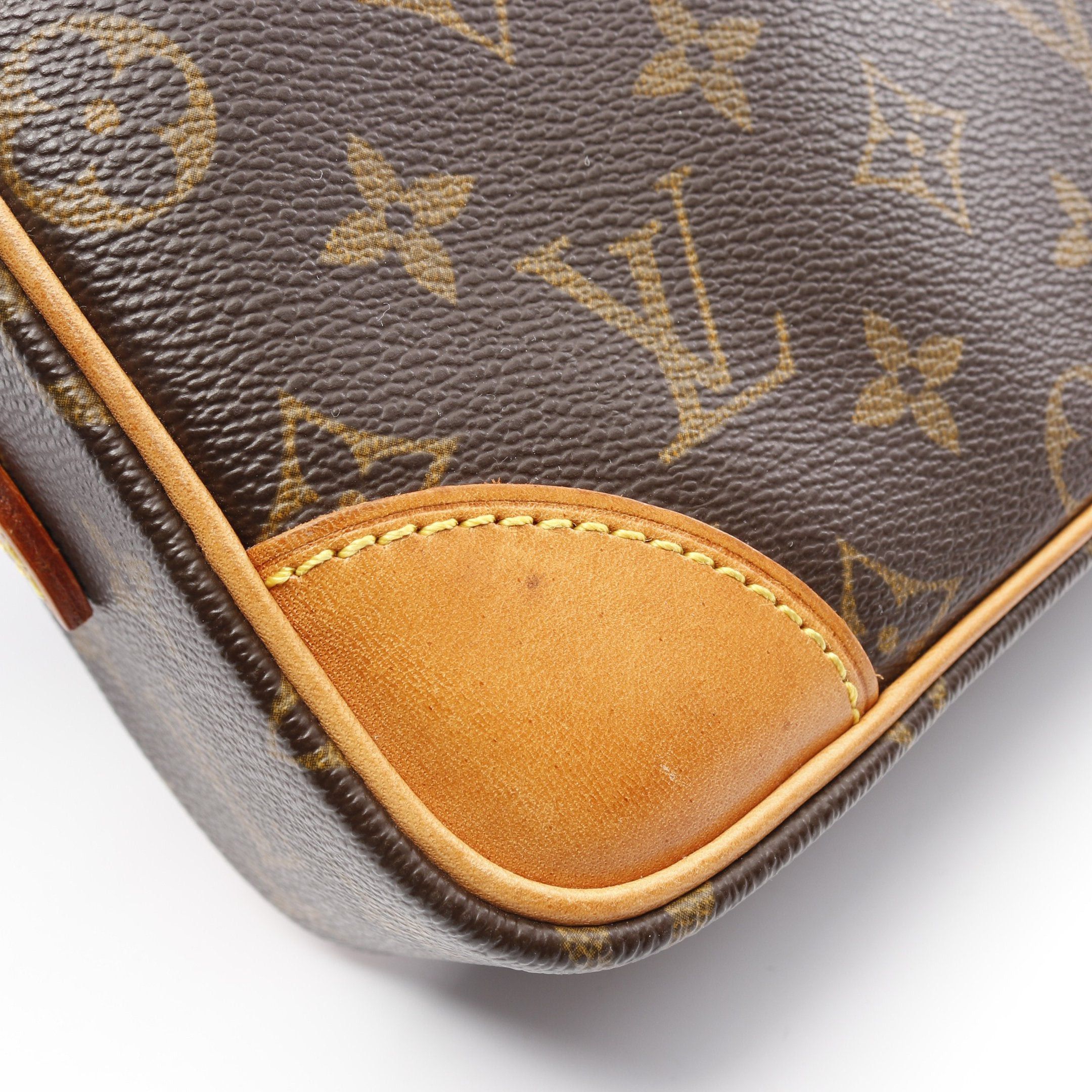 Louis Vuitton Louis Vuitton Trocadero 27 Monogram Shoulder Bag Leather Brown Size ONE SIZE - 8 Thumbnail