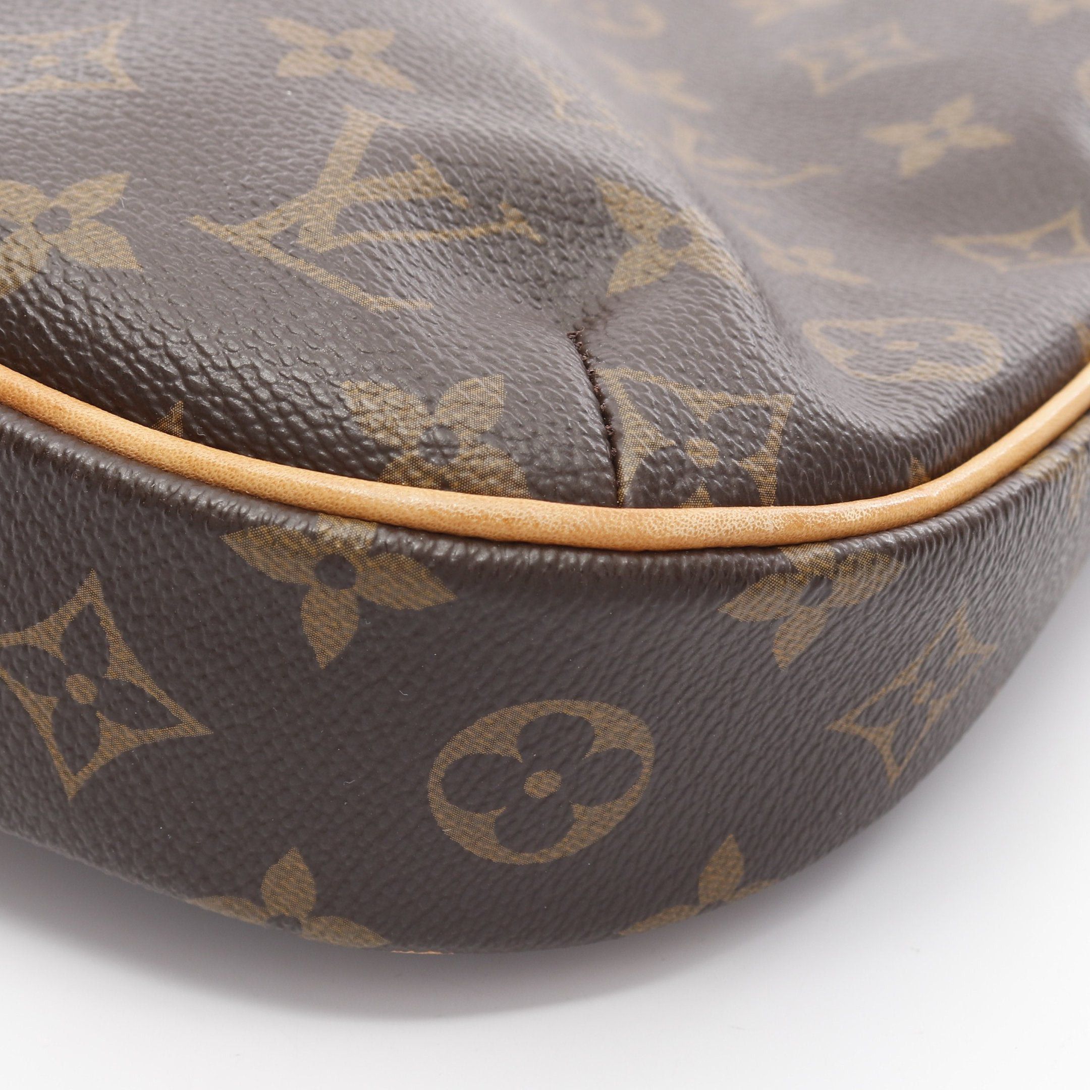Louis Vuitton Louis Vuitton Odeon Pm Monogram Shoulder Bag Leather Brown Size ONE SIZE - 8 Thumbnail