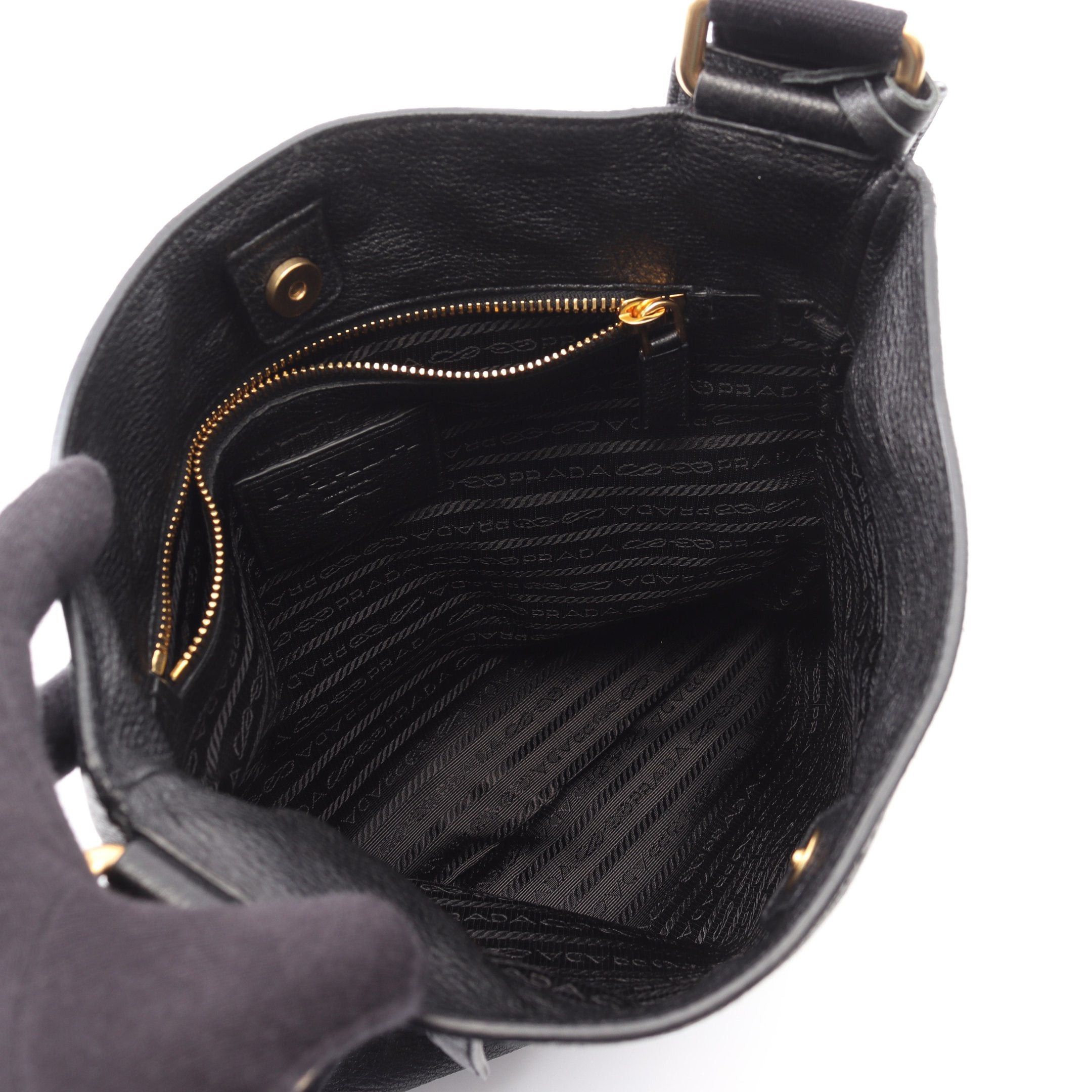 Prada Prada Logo Shoulder Bag Leather Black Crossbody Size ONE SIZE - 3 Thumbnail