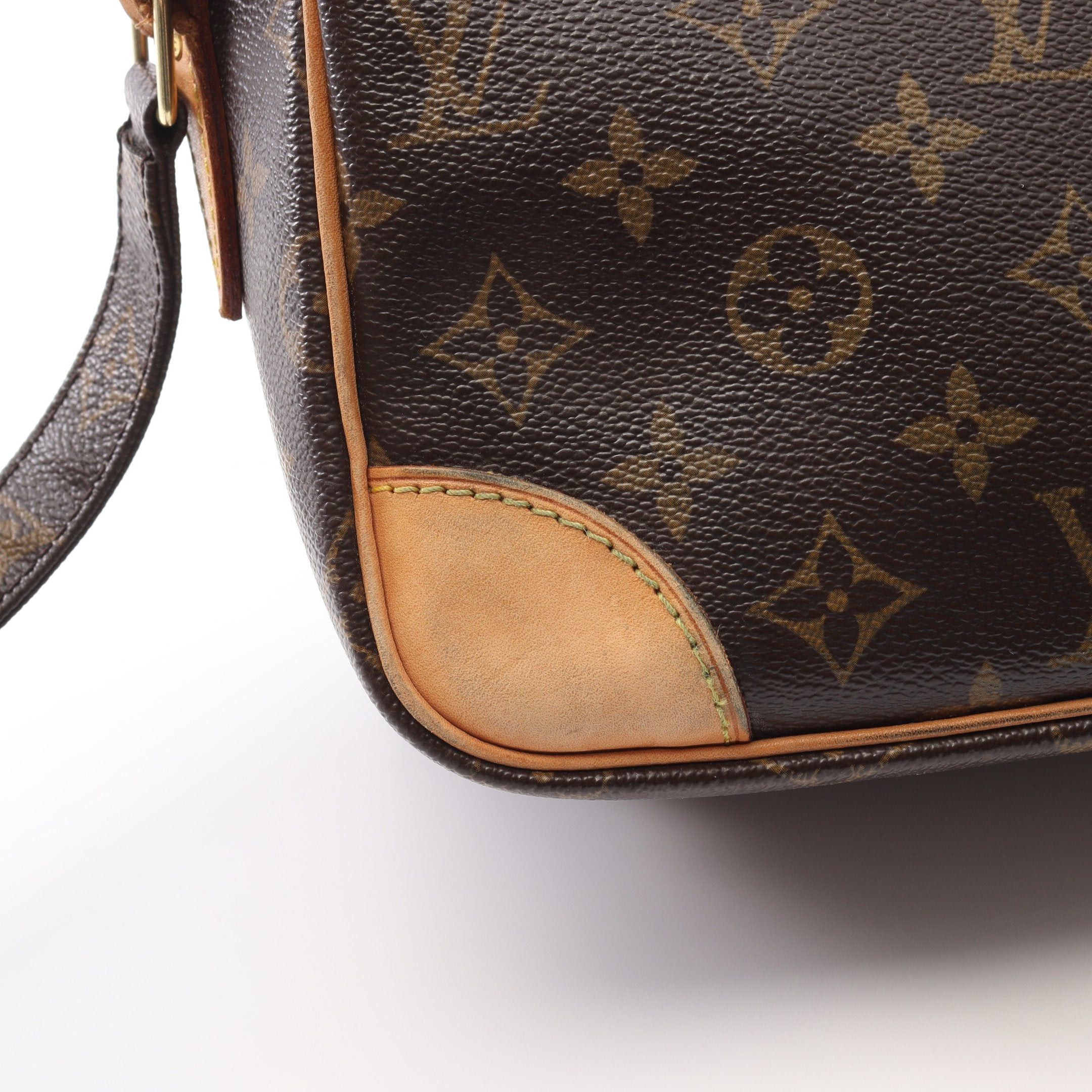 Louis Vuitton Louis Vuitton Nil Monogram Shoulder Bag Leather Brown Size ONE SIZE - 7 Thumbnail
