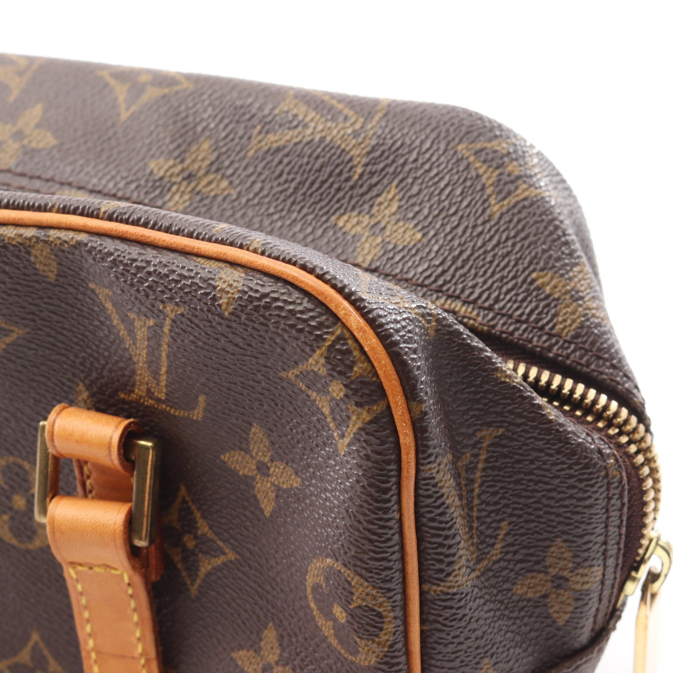 Louis Vuitton Louis Vuitton Cite Mm Monogram Shoulder Bag Leather Brown Size ONE SIZE - 6 Thumbnail