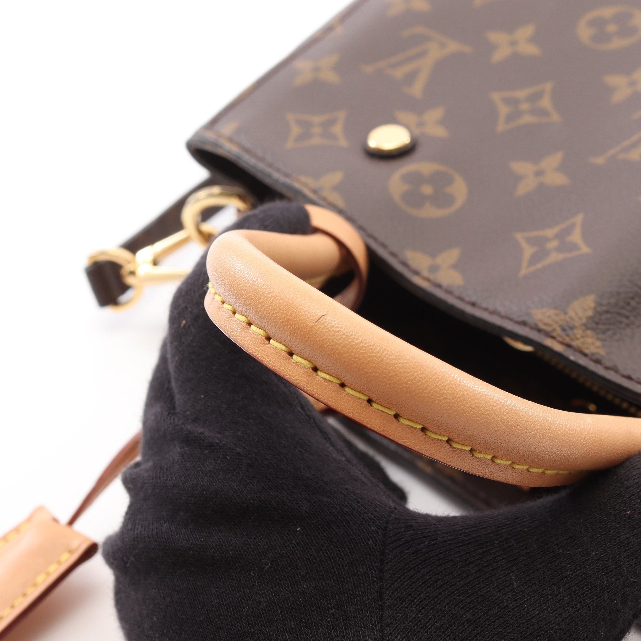 Louis Vuitton Louis Vuitton Montaigne Bb Monogram Handbag Leather Brown Size ONE SIZE - 6 Thumbnail