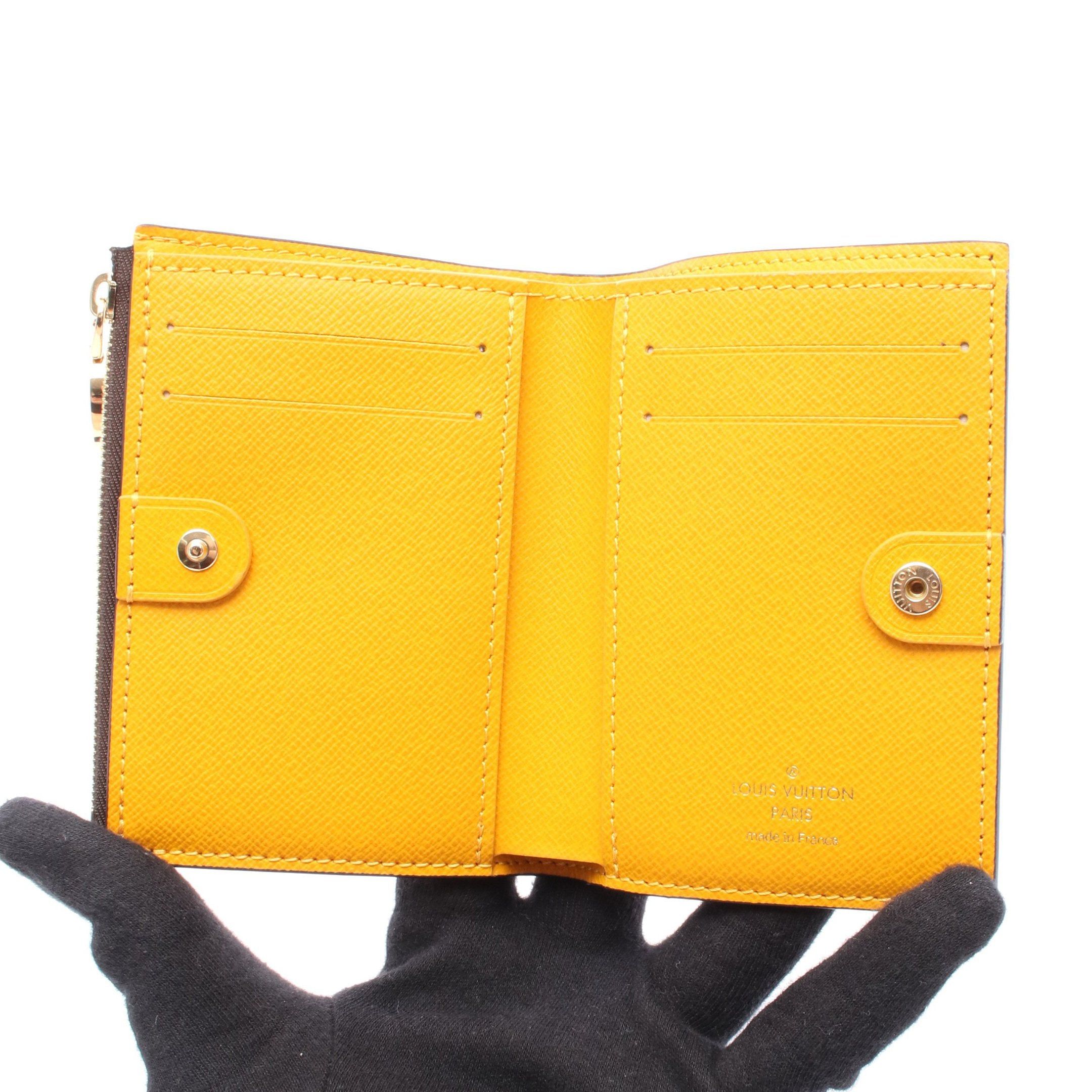 Louis Vuitton Louis Vuitton Portefeuil Lisa Monogram Jaune Doll Bi-Fold Wallet Brown Size ONE SIZE - 3 Thumbnail