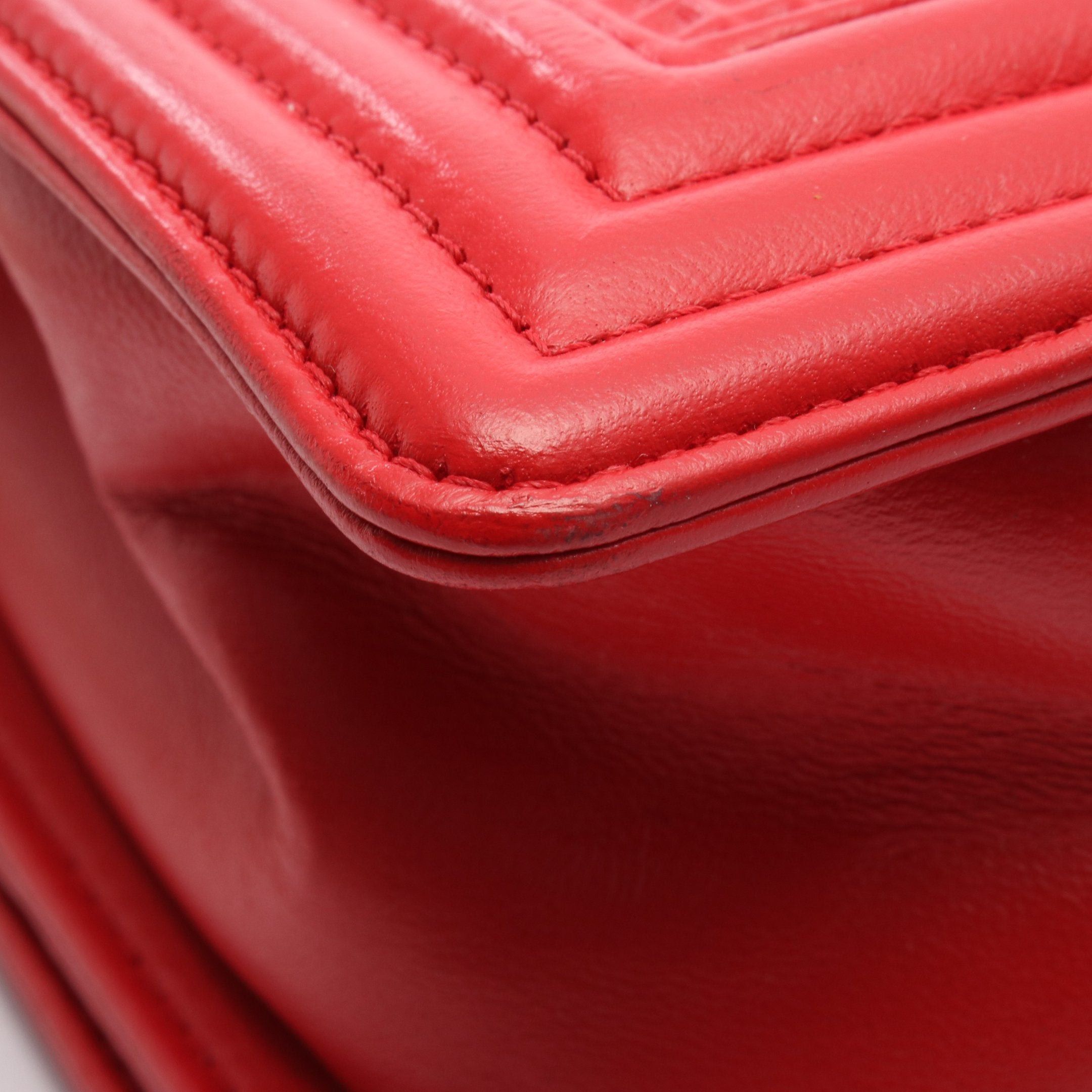 Chanel Chanel Boy Chanel Large Matelasse Chain Shoulder Bag Leather Red Gold Hardware Size ONE SIZE - 7 Thumbnail
