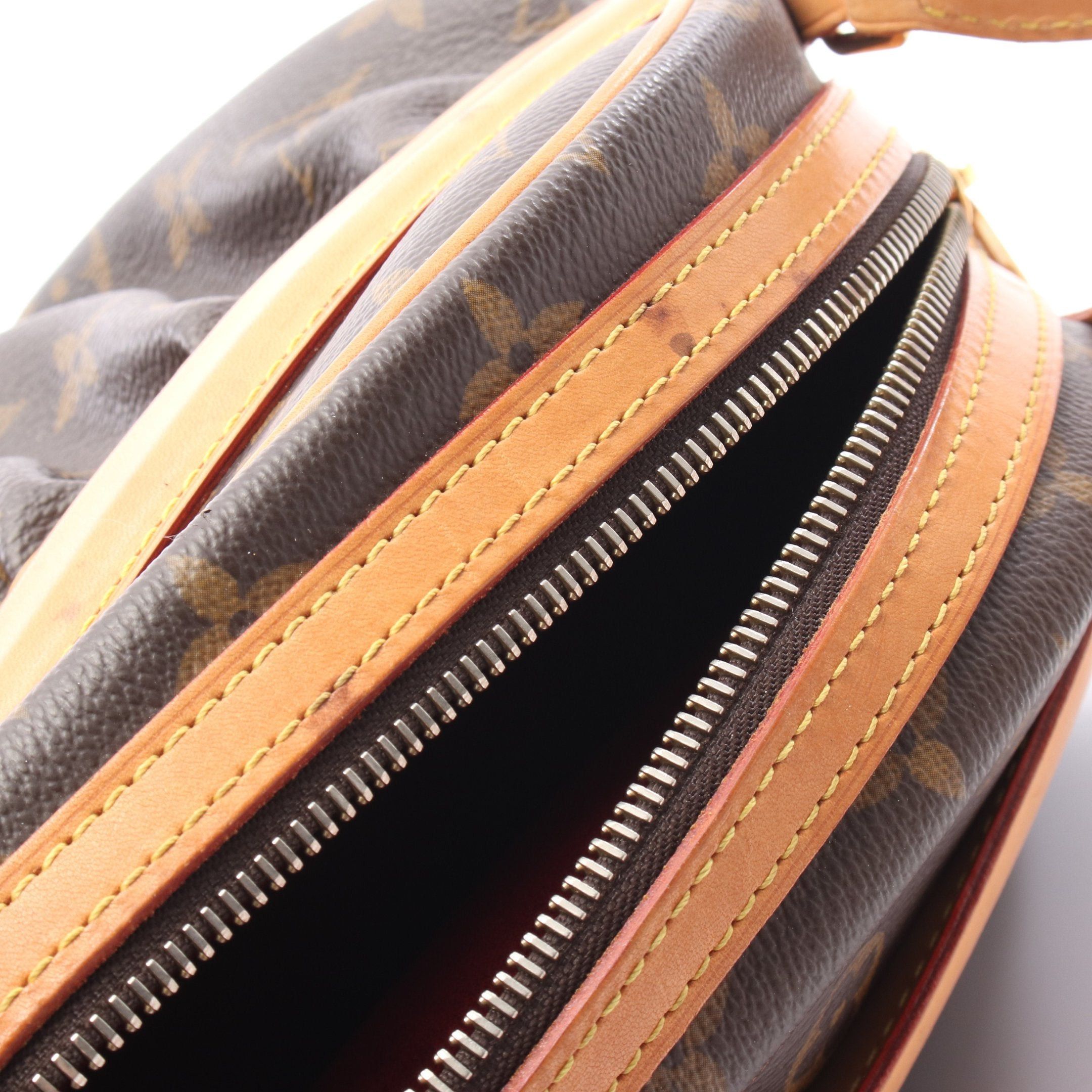 Louis Vuitton Louis Vuitton Clara Monogram Shoulder Bag Leather Brown Size ONE SIZE - 8 Thumbnail