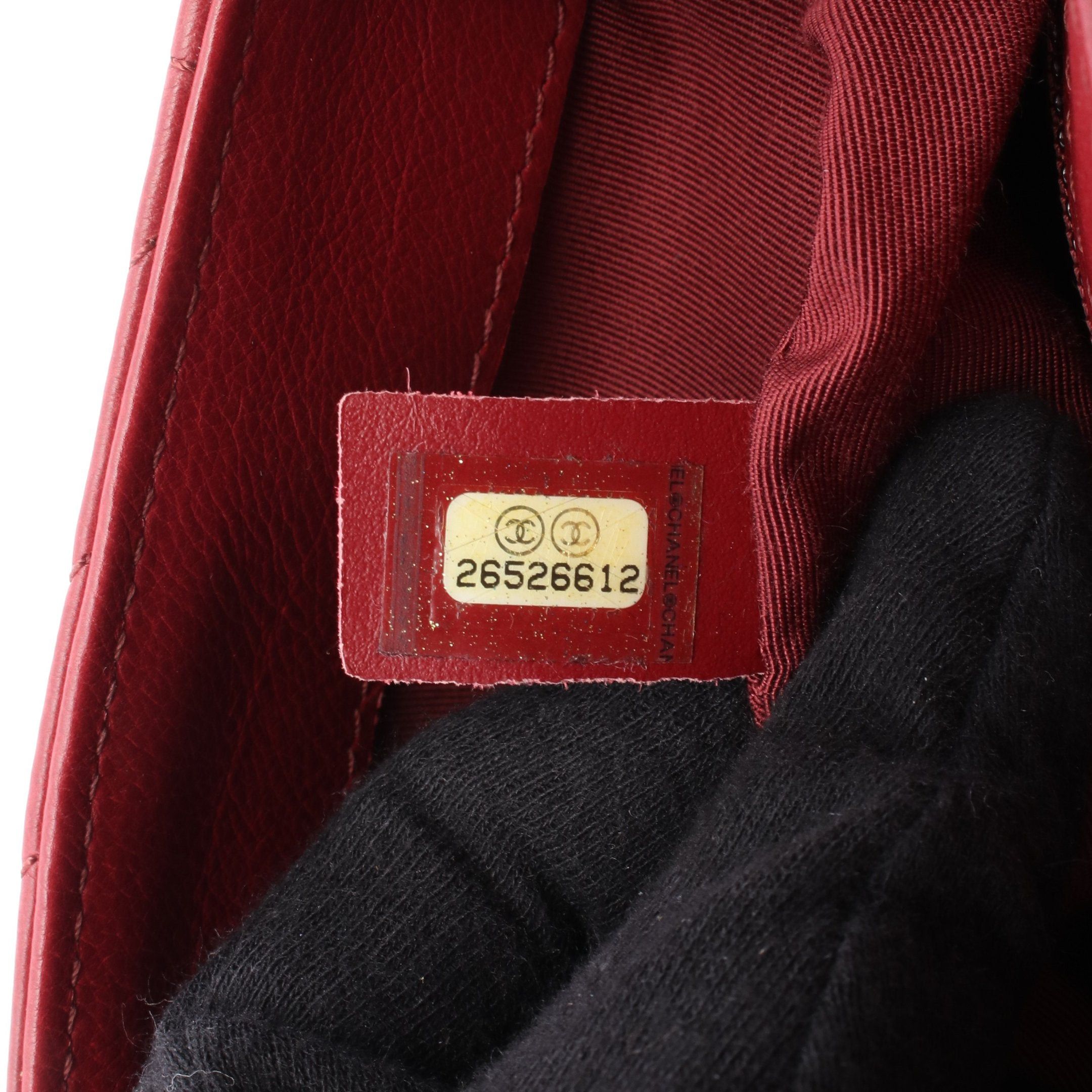 Chanel Chanel Chevron V-Stitch Chain Shoulder Bag Leather Red Gold Hardware Size ONE SIZE - 5 Thumbnail