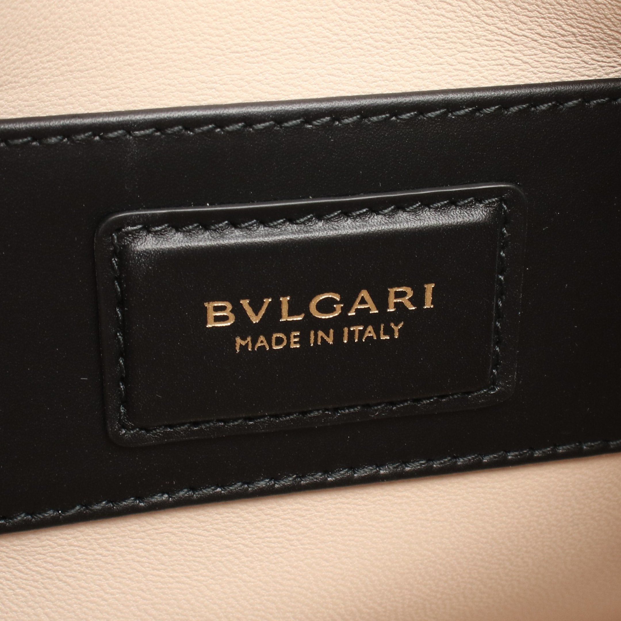 Bvlgari Bvlgari Serpenti Forever Bucket Chain Shoulder Bag Leather Black Size ONE SIZE - 4 Thumbnail