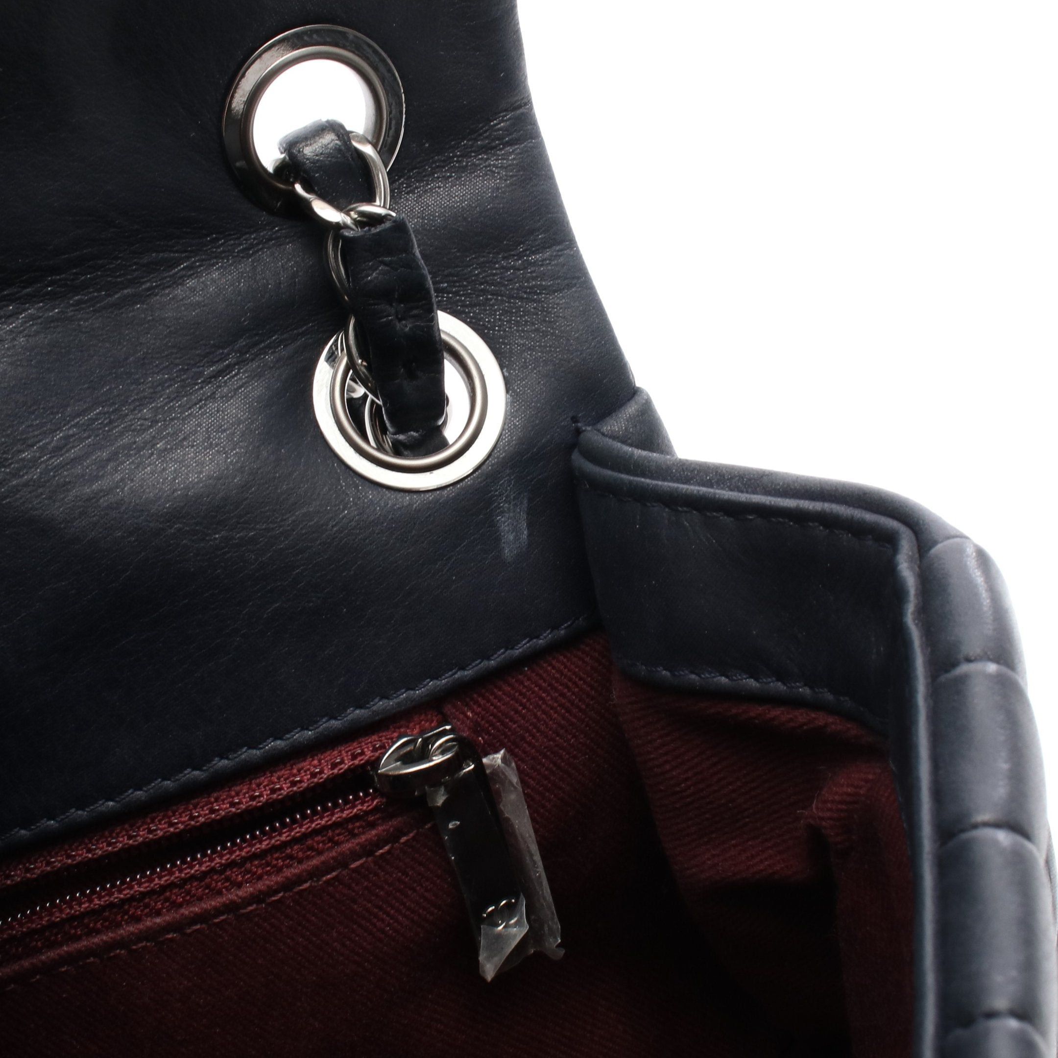 Chanel Chanel Chocolate Bar Chain Shoulder Bag Leather Dark Navy Silver Hardware Size ONE SIZE - 6 Thumbnail
