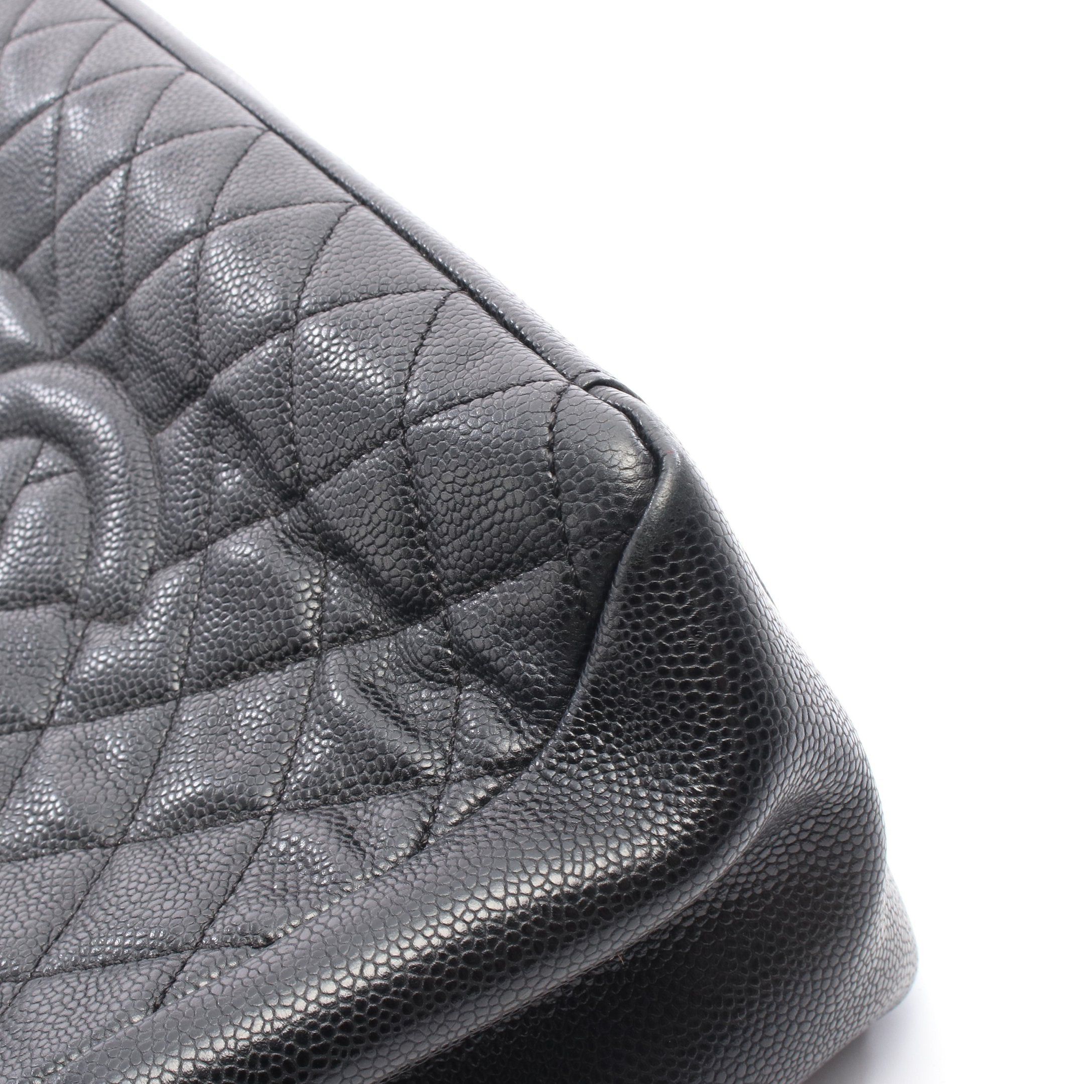 Chanel Chanel Matelasse Grand Shopping Gst Chain Shoulder Bag Tote Caviar Skin Black Gold Hardware Size ONE SIZE - 8 Thumbnail