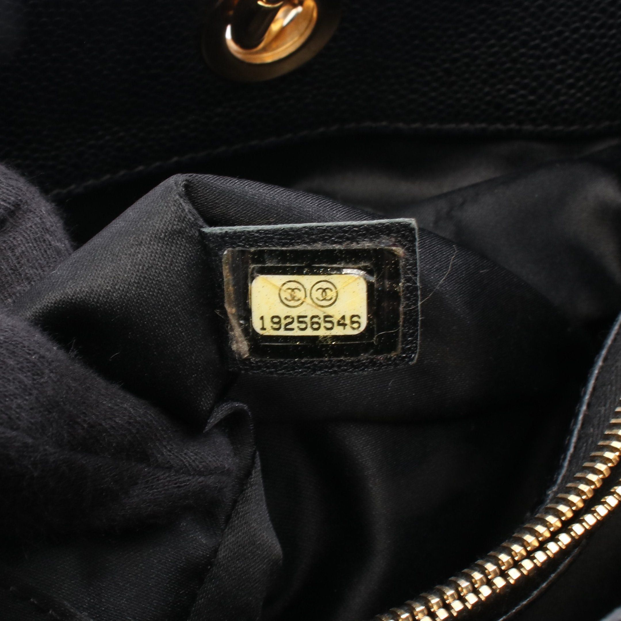 Chanel Chanel Matelasse Grand Shopping Gst Chain Shoulder Bag Tote Caviar Skin Black Gold Hardware Size ONE SIZE - 5 Thumbnail