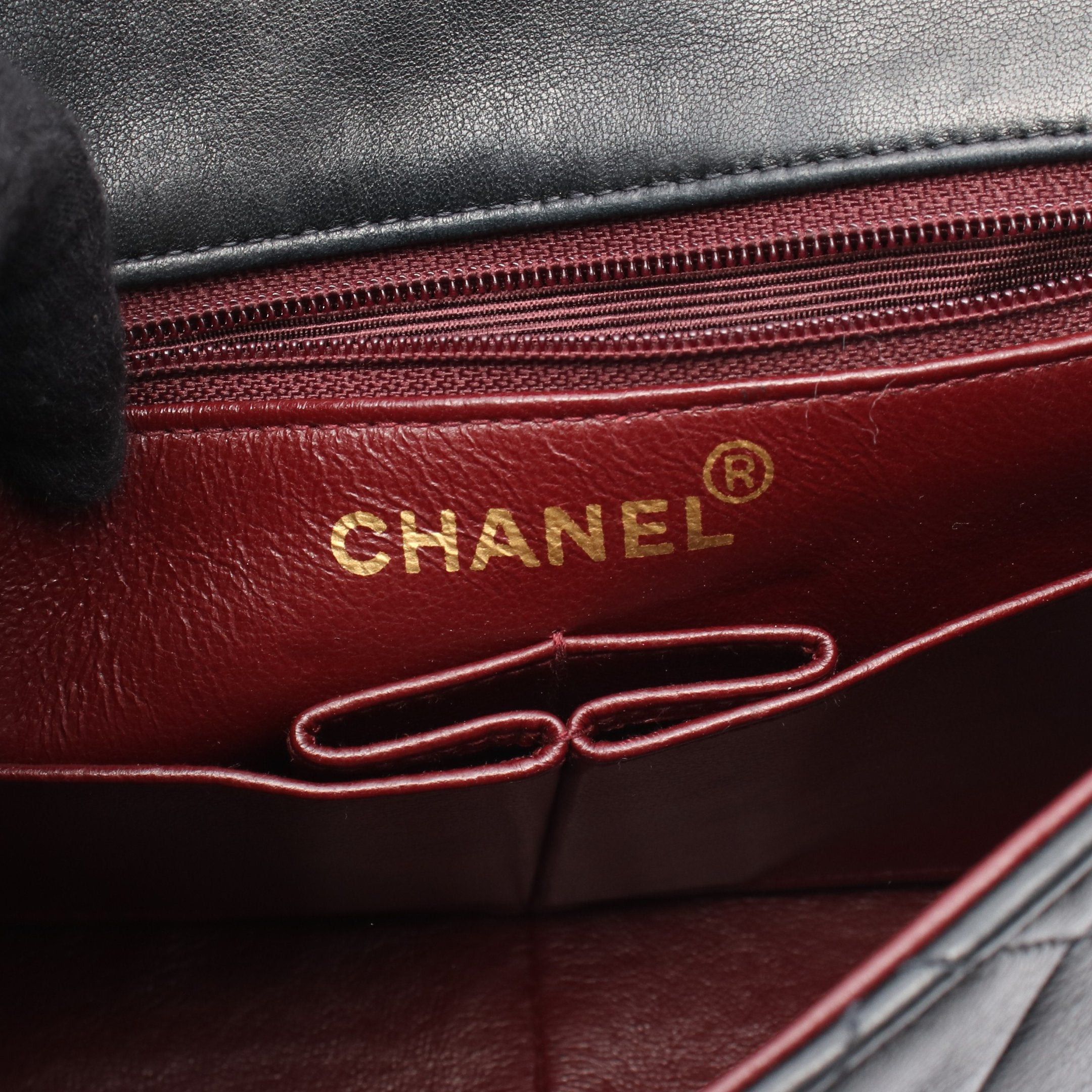 Chanel Chanel Mini Matelasse 20 Chain Shoulder Bag Lambskin Black Gold Hardware Size ONE SIZE - 4 Thumbnail