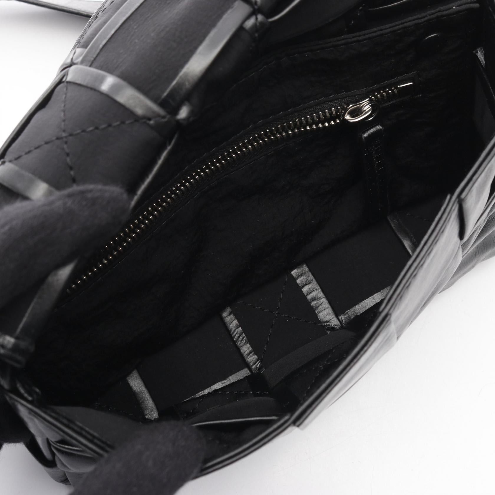 Bottega Veneta Bottega Veneta Small Cassette Shoulder Bag Leather Black Size ONE SIZE - 3 Thumbnail