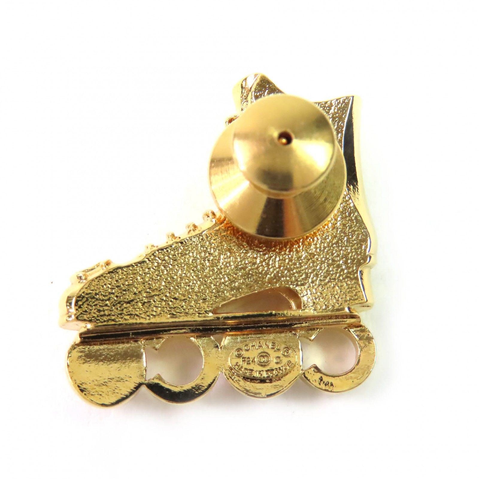 Chanel Chanel Chanel Brooch Roller Skates Brooch Metal Brooch DUTY FREE for USA Size ONE SIZE - 2 Thumbnail