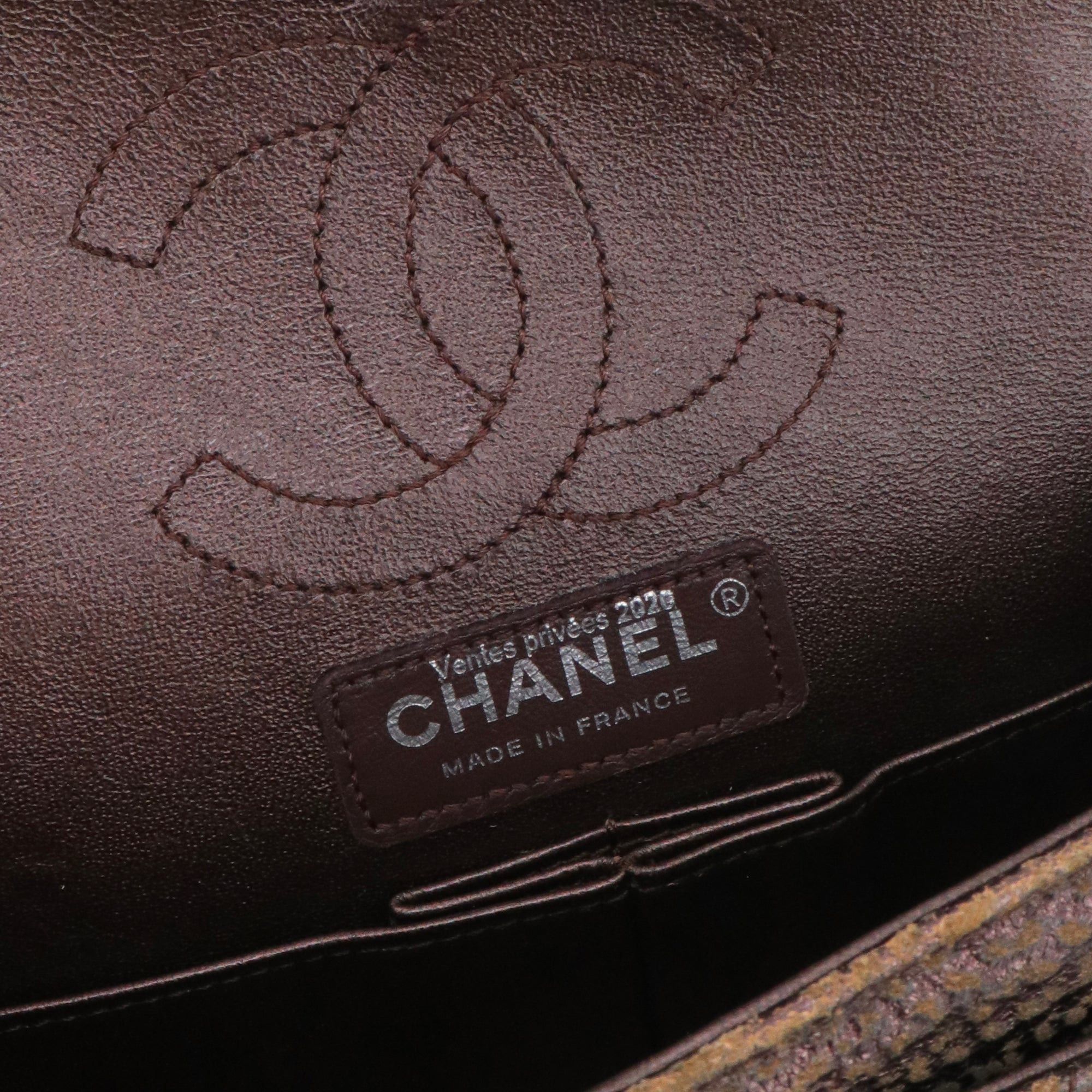 CHANEL Chanel shoulder bag in brown chevron and nubuck leather