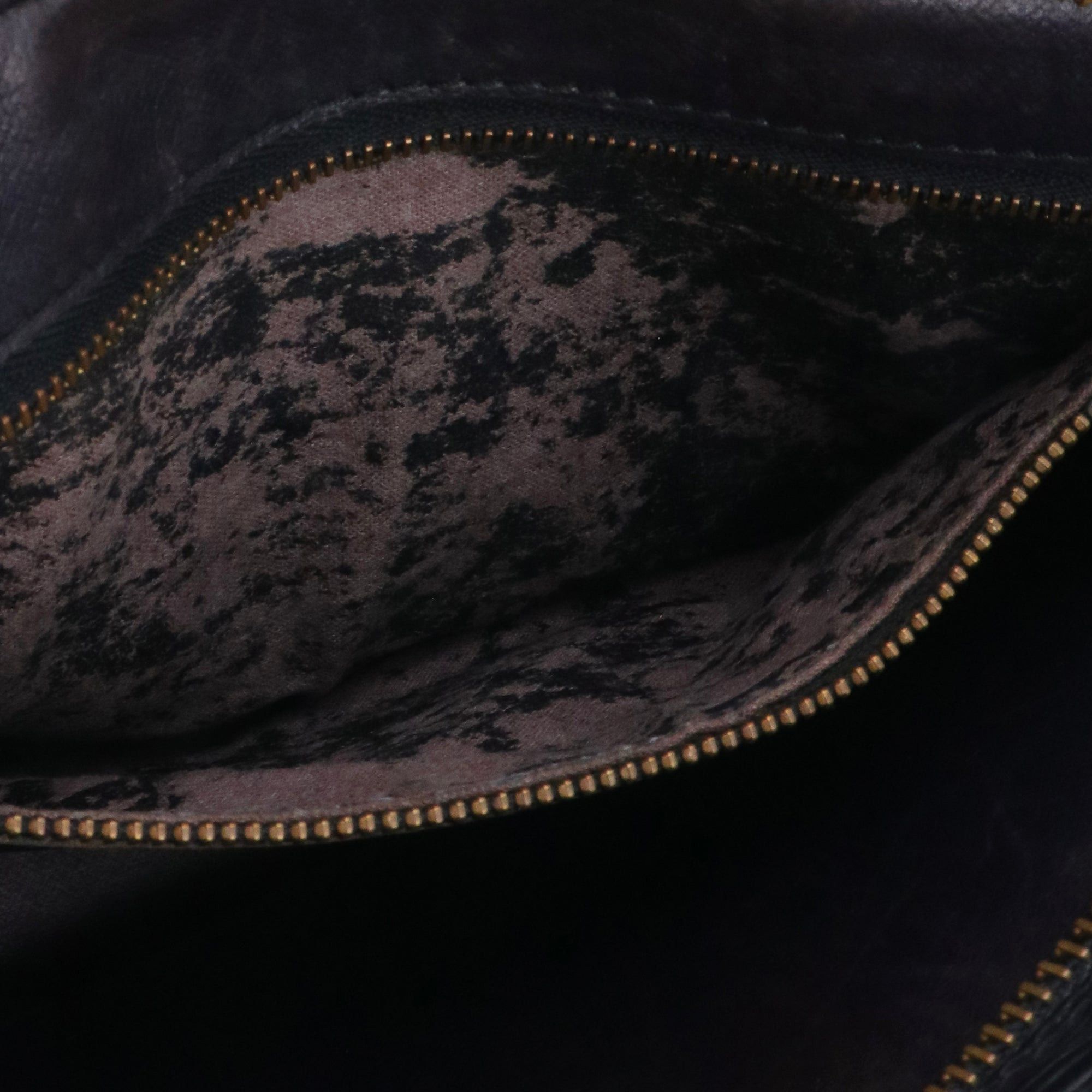 Louis Vuitton LOUIS VUITTON - Louis Vuitton Trocadéro shoulder bag in black epi leather Size ONE SIZE - 10 Thumbnail