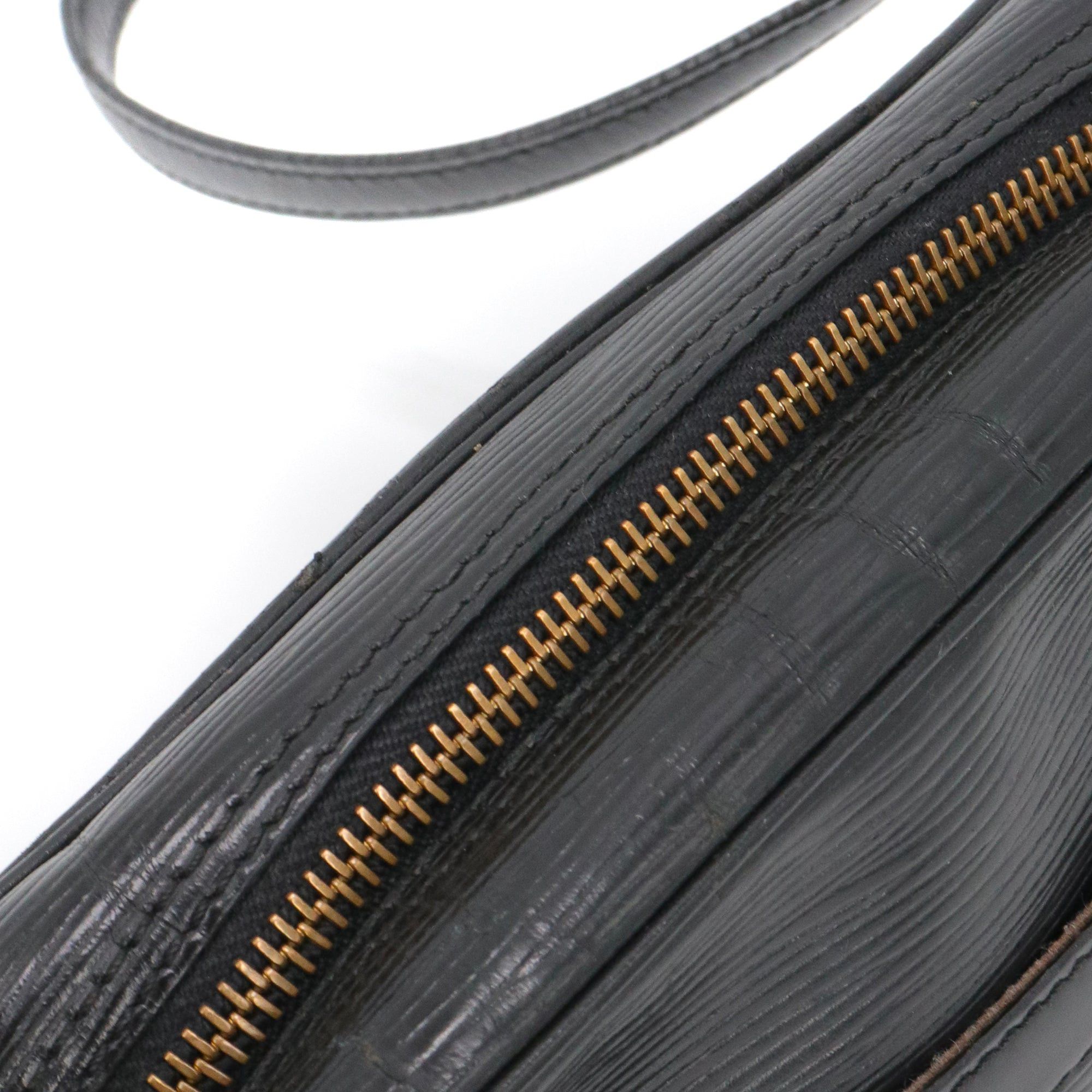 Louis Vuitton LOUIS VUITTON - Louis Vuitton Trocadéro shoulder bag in black epi leather Size ONE SIZE - 7 Thumbnail