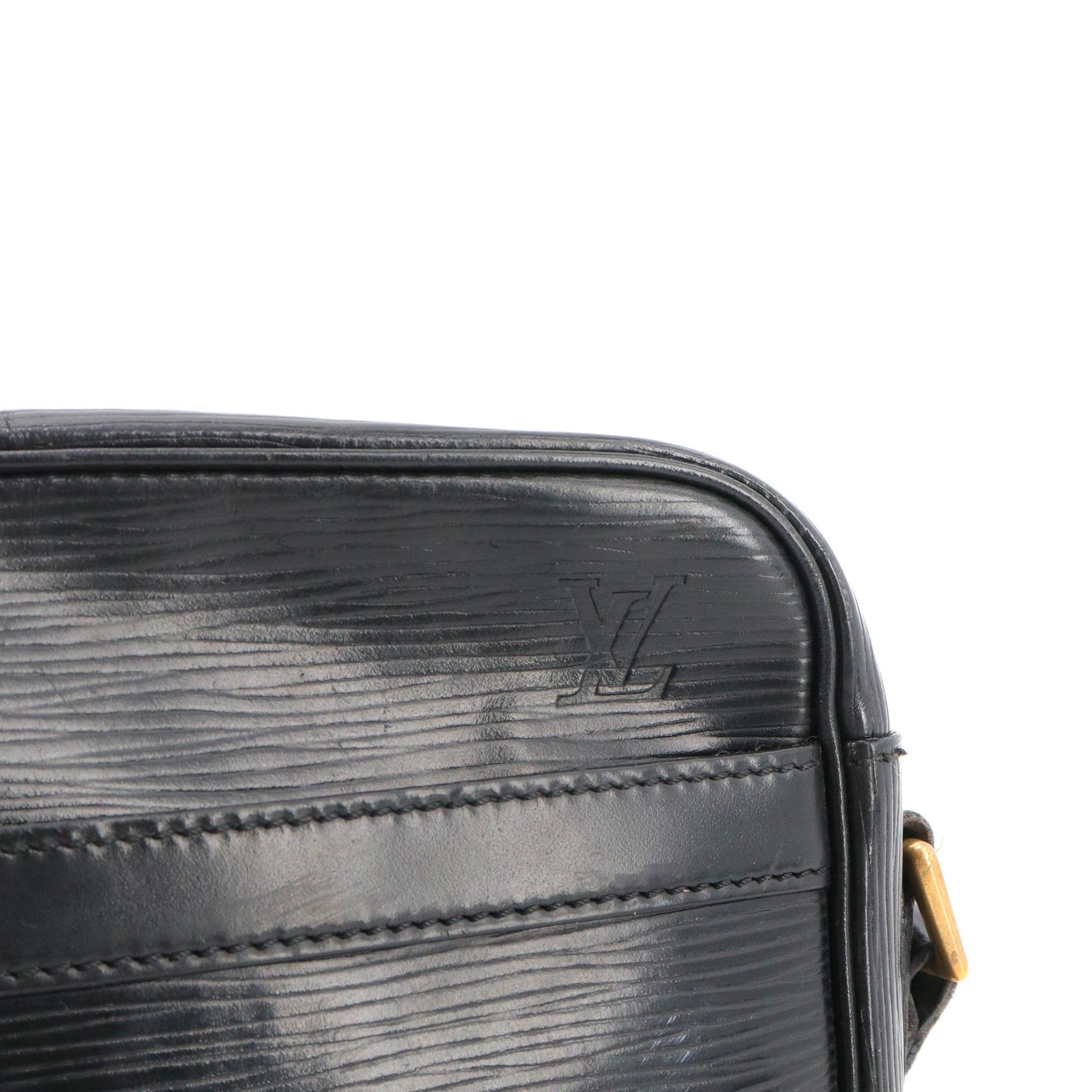 Louis Vuitton LOUIS VUITTON - Louis Vuitton Trocadéro shoulder bag in black epi leather Size ONE SIZE - 6 Thumbnail