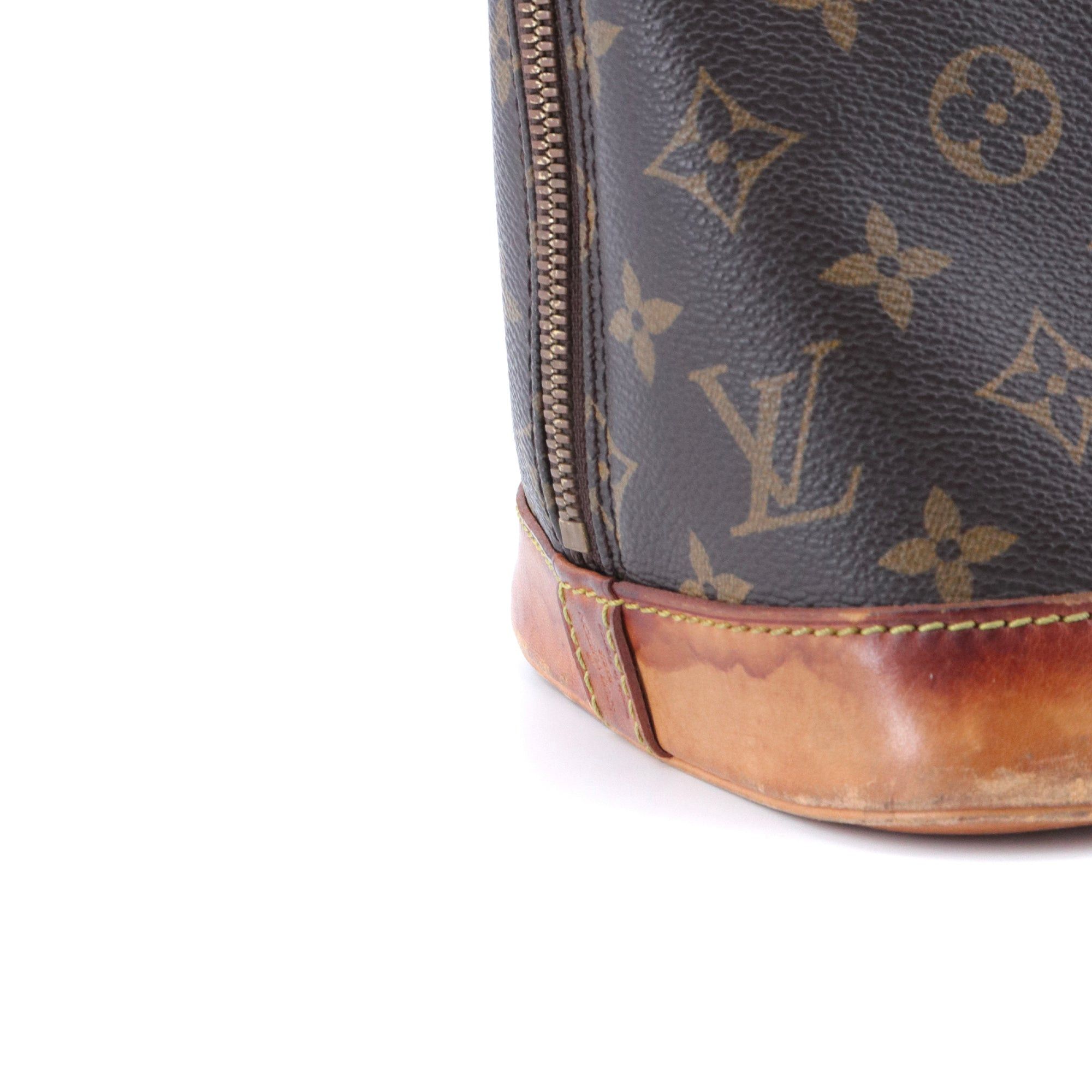 Louis Vuitton LOUIS VUITTON - Louis Vuitton Alma PM handbag in vintage monogrammed canvas Size ONE SIZE - 7 Thumbnail