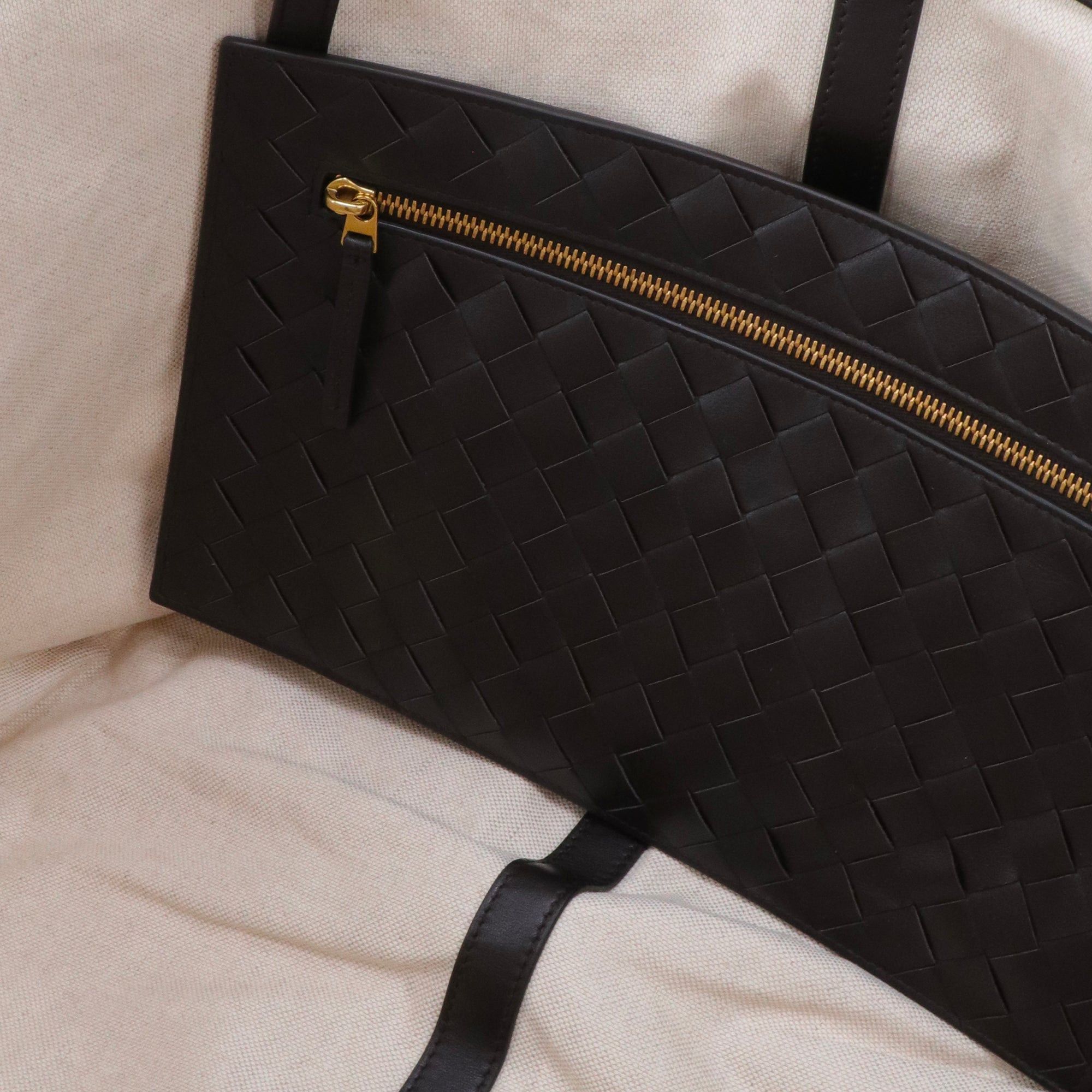 Bottega Veneta BOTTEGA VENETA - Bottega Veneta large Flip Flap shopping bag in cream canvas and brown leather Size ONE SIZE - 5 Thumbnail