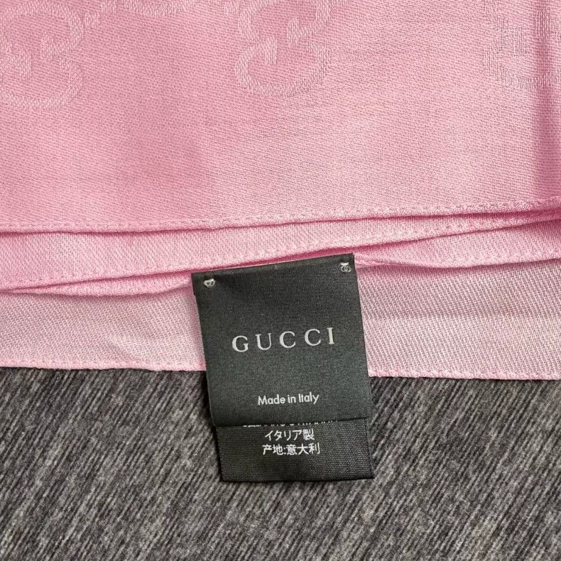 Gucci Gucci Pink Silk Scarf with Logo Pattern Size ONE SIZE - 2 Thumbnail