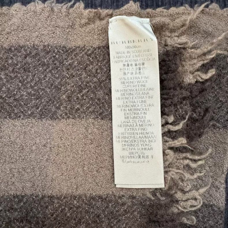 Burberry Burberry Khaki Check Logo Scarf Unisex Size Size ONE SIZE - 2 Thumbnail