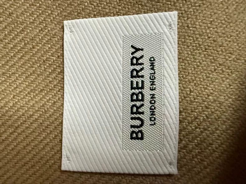 Burberry Burberry Wool Scarf 188x33cm Brand New Size ONE SIZE - 3 Thumbnail