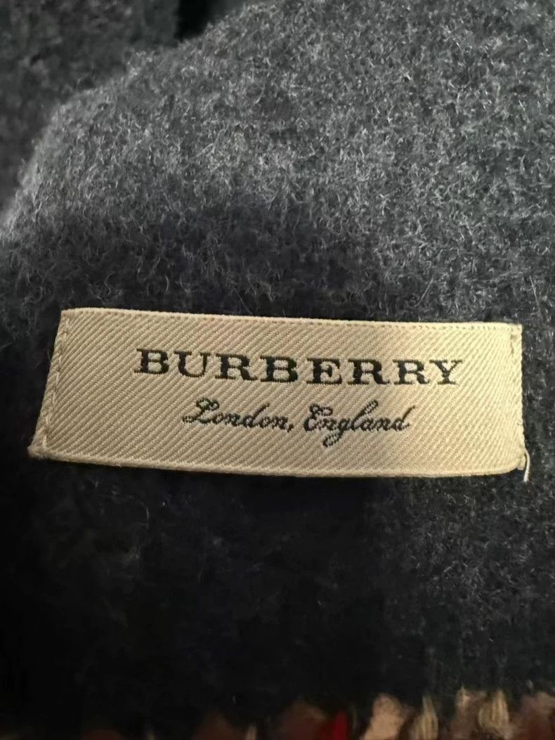 Burberry Burberry Wool Check Scarf Size ONE SIZE - 4 Thumbnail