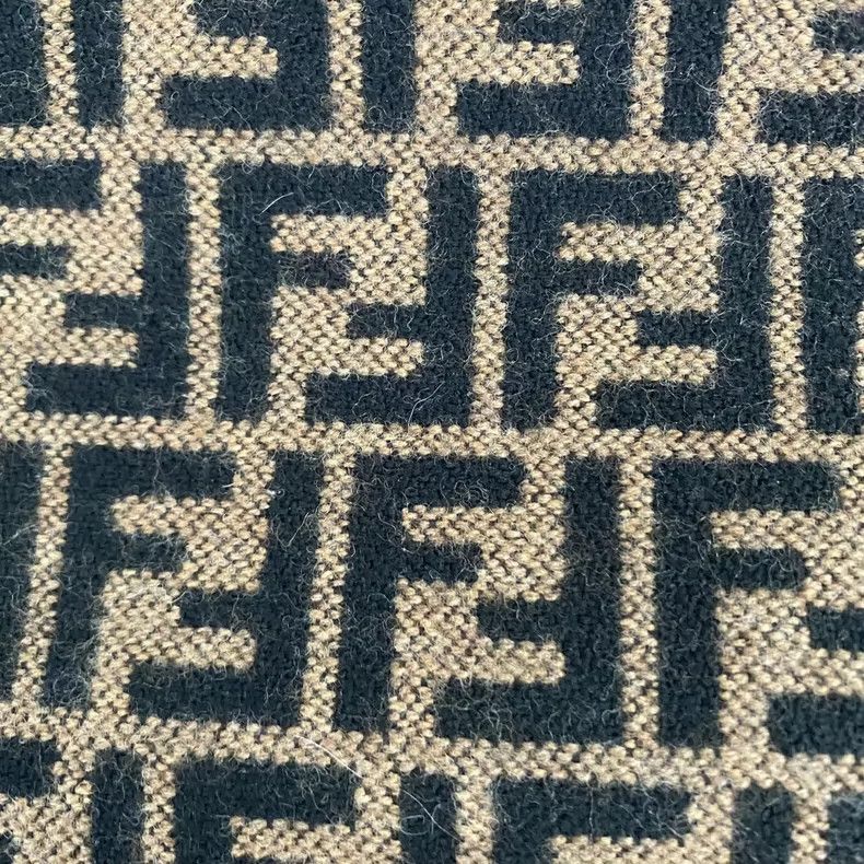 Fendi Fendi Logo Print Wool Scarf in Excellent Condition Size ONE SIZE - 3 Thumbnail