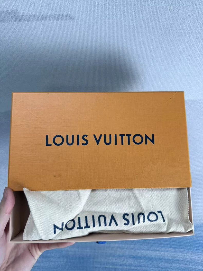 Louis Vuitton Louis Vuitton Beige Monogram Wallet SS24 Collection Size ONE SIZE - 6 Thumbnail