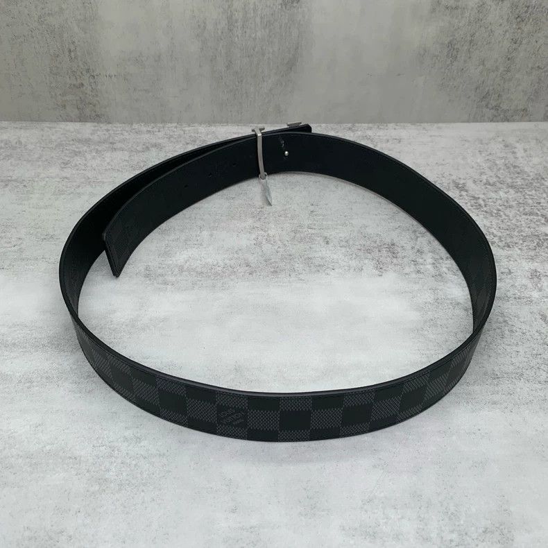 Louis Vuitton Louis Vuitton Black Checkered Belt Size ONE SIZE - 4 Thumbnail