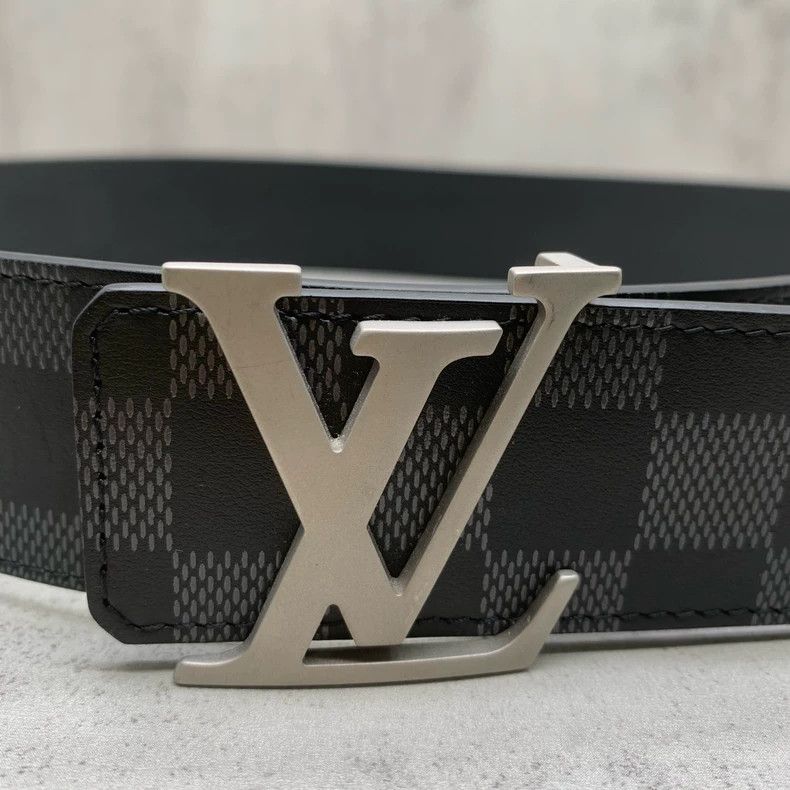 Louis Vuitton Louis Vuitton Black Checkered Belt Size ONE SIZE - 3 Thumbnail