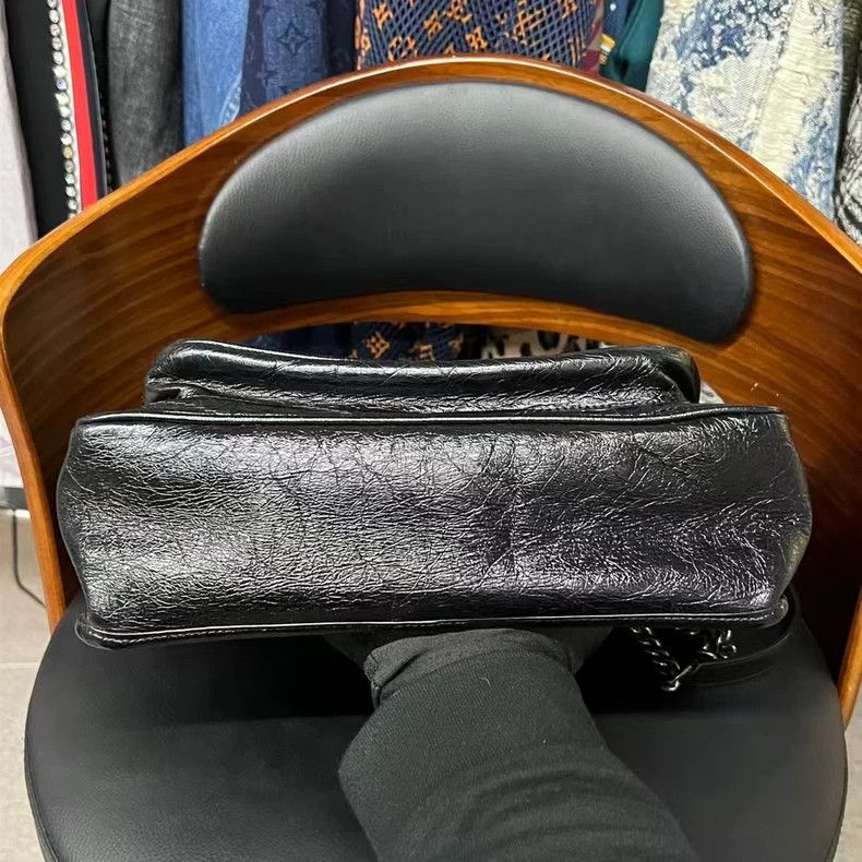 Saint Laurent Paris YSL Saint Laurent Black Leather Shoulder Bag Size ONE SIZE - 3 Thumbnail