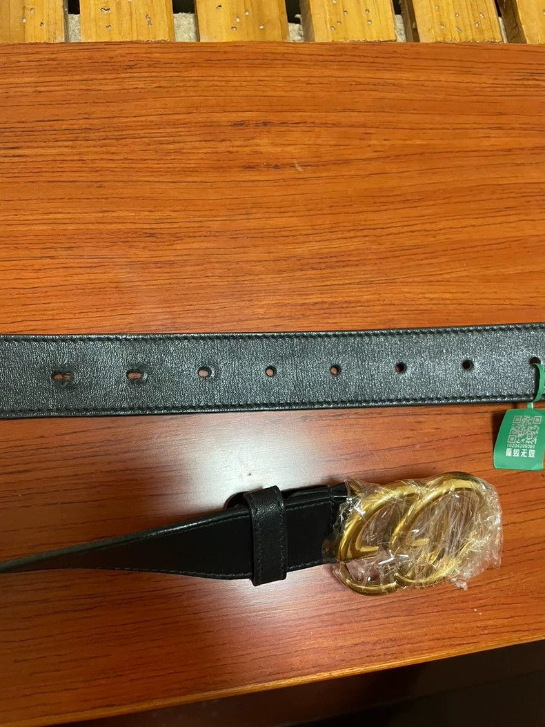 Gucci Gucci Double G Leather Belt with Gold Buckle Size ONE SIZE - 5 Thumbnail