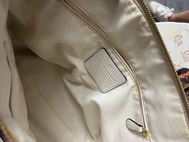 Coach Coach Tote Bag in White Color Size ONE SIZE - 6 Thumbnail