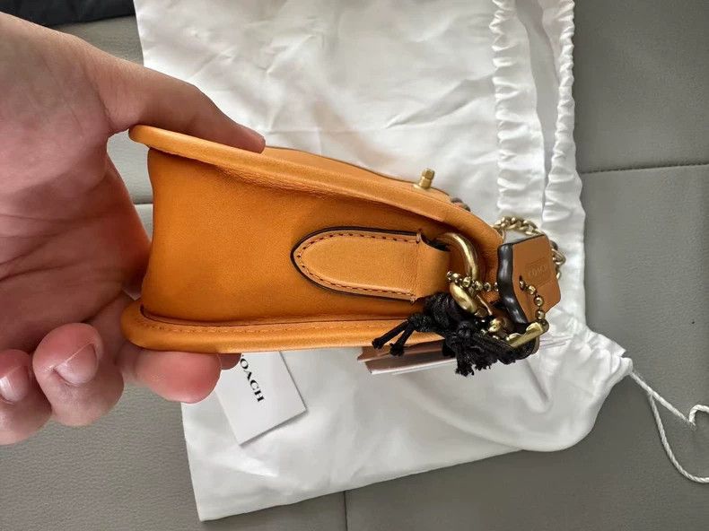 Coach Coach Shoulder Bag in New Condition Size ONE SIZE - 5 Thumbnail