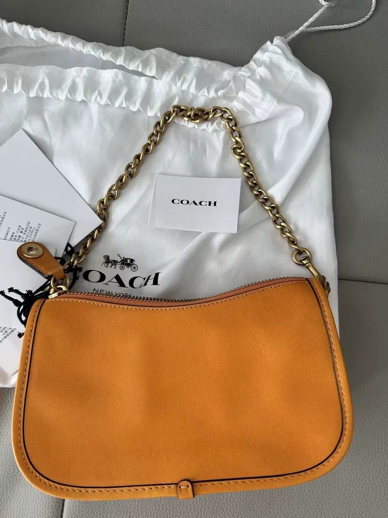 Coach Coach Shoulder Bag in New Condition Size ONE SIZE - 3 Thumbnail