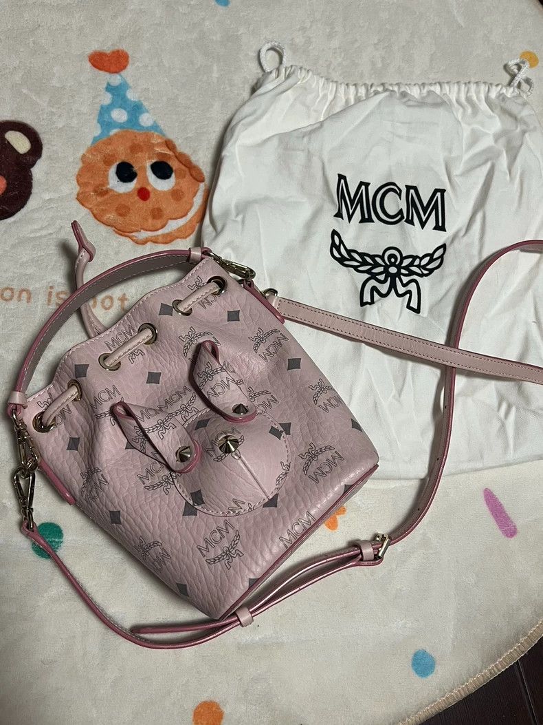 MCM MCM Zoo Rabbit Bucket Shoulder Bag Size ONE SIZE - 7 Thumbnail