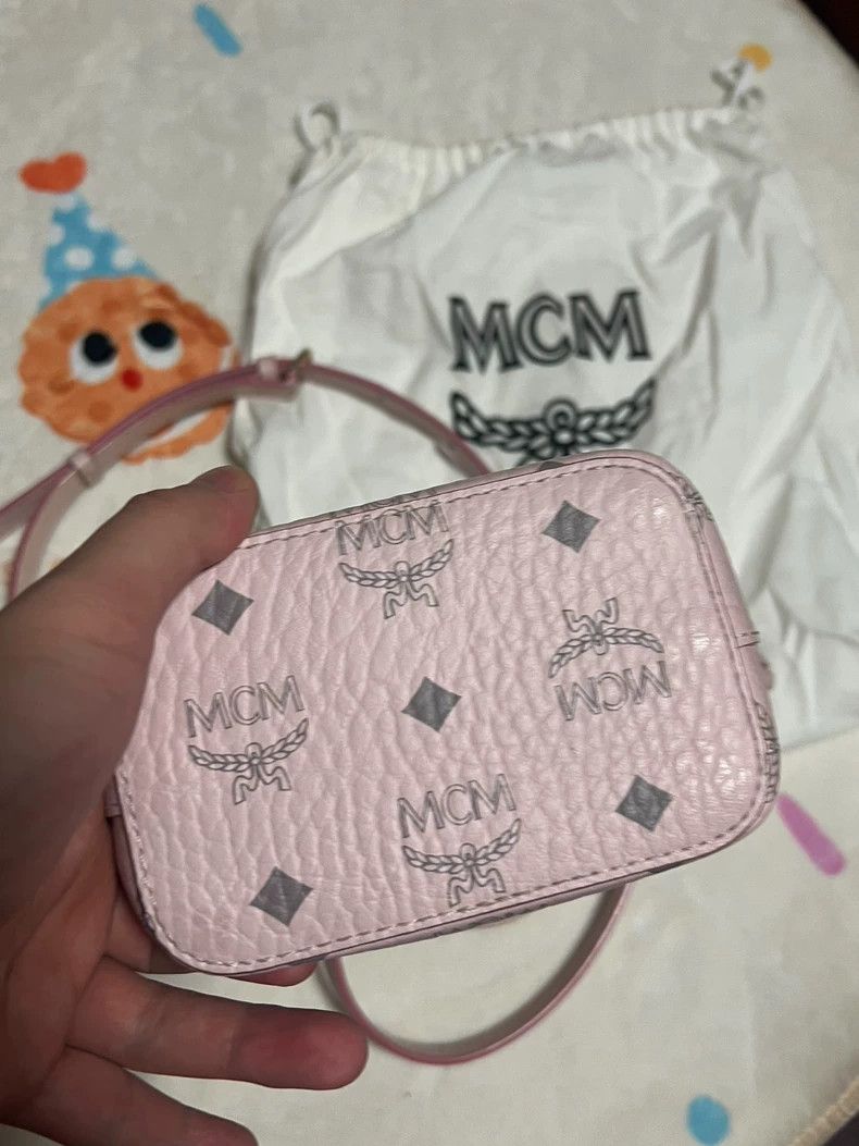 MCM MCM Zoo Rabbit Bucket Shoulder Bag Size ONE SIZE - 3 Thumbnail