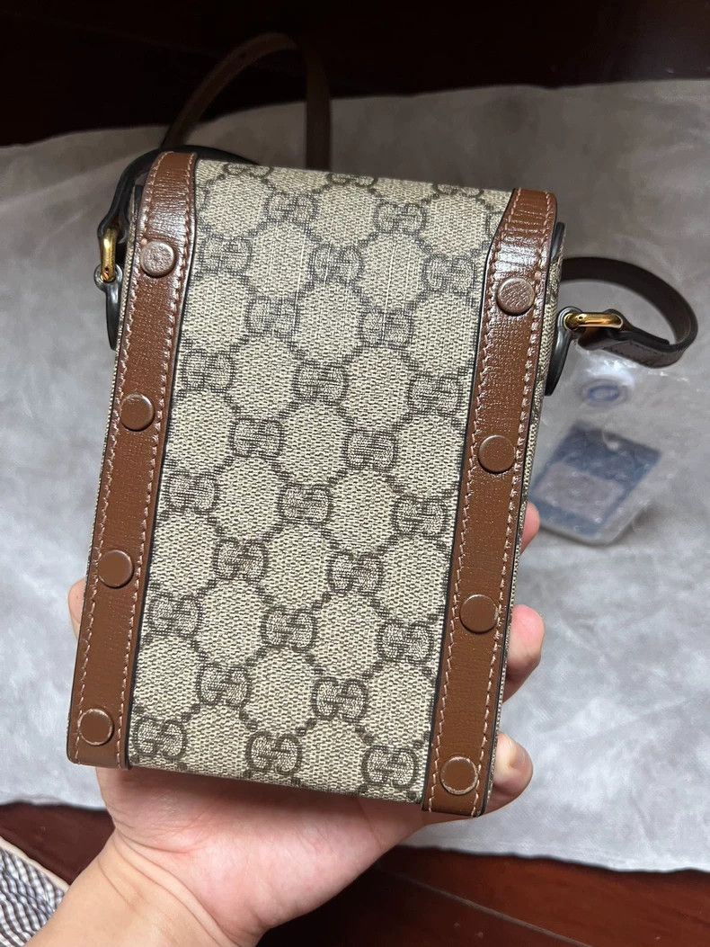 Gucci Gucci Vintage Phone Bag for Sale Size ONE SIZE - 3 Thumbnail