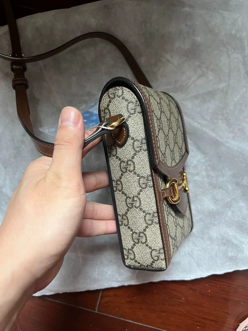 Gucci Gucci Vintage Phone Bag for Sale Size ONE SIZE - 6 Thumbnail