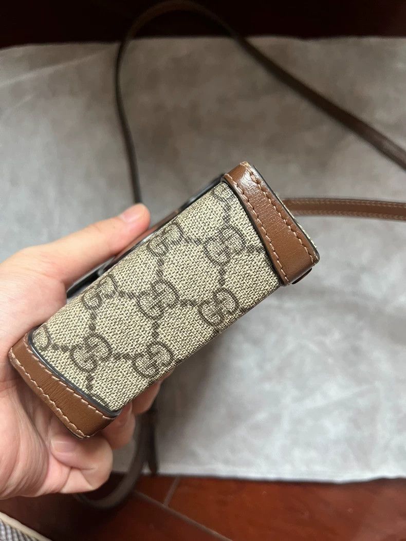 Gucci Gucci Vintage Phone Bag for Sale Size ONE SIZE - 9 Thumbnail
