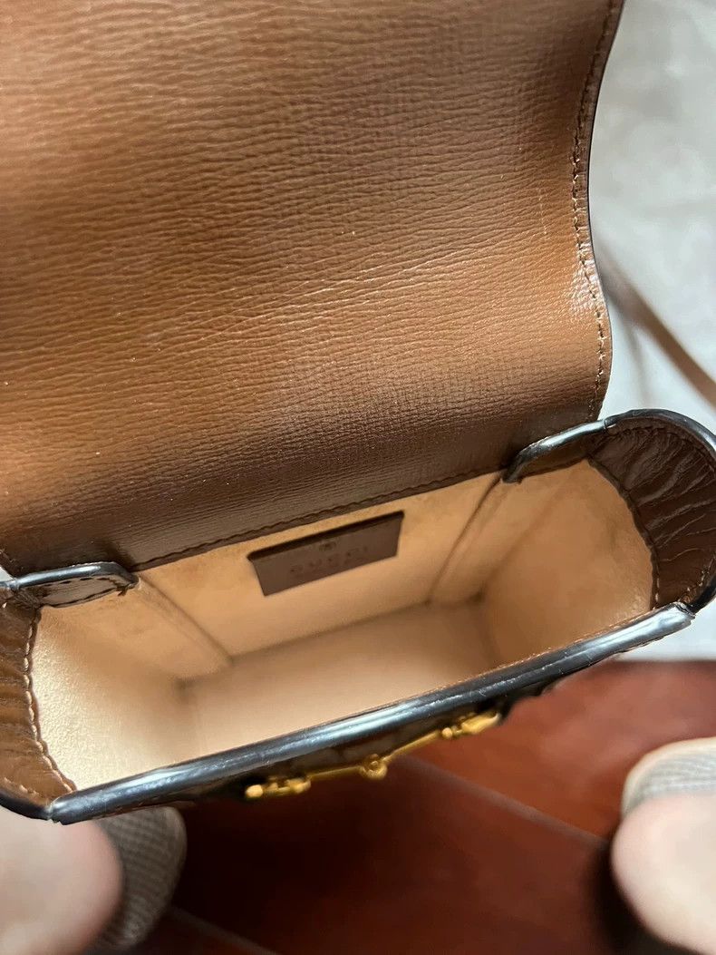 Gucci Gucci Vintage Phone Bag for Sale Size ONE SIZE - 8 Thumbnail