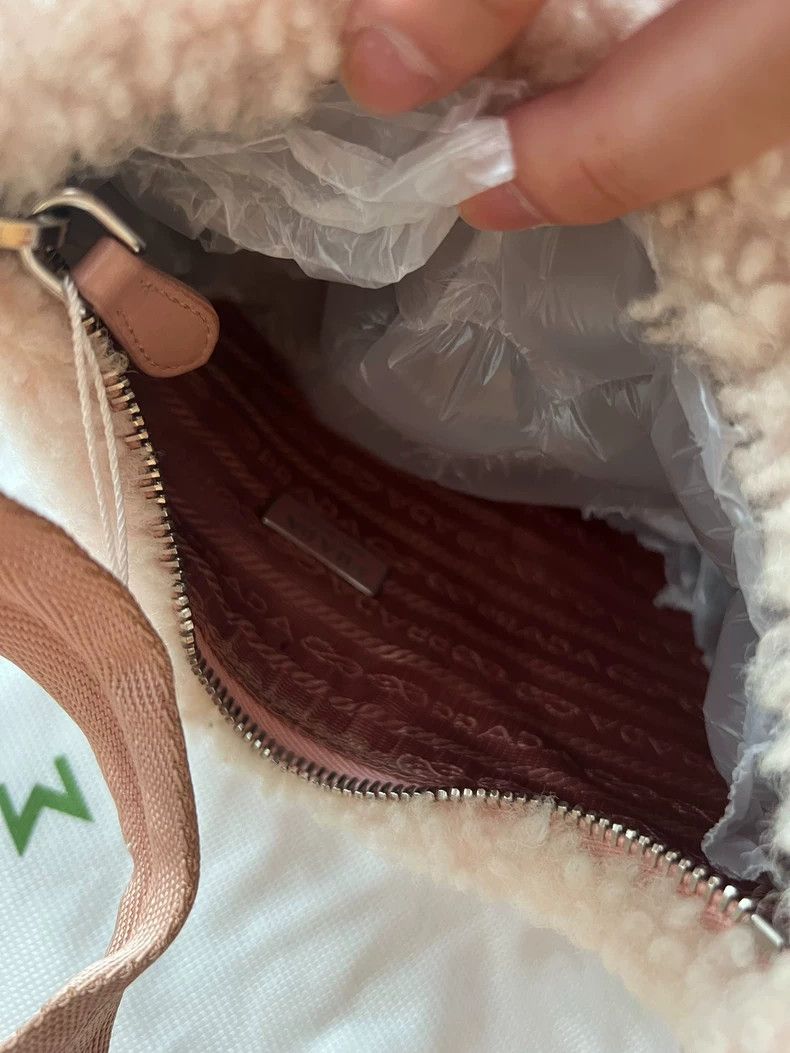 Prada Prada Pink Lamb Wool Handbag for Sale Size ONE SIZE - 6 Thumbnail