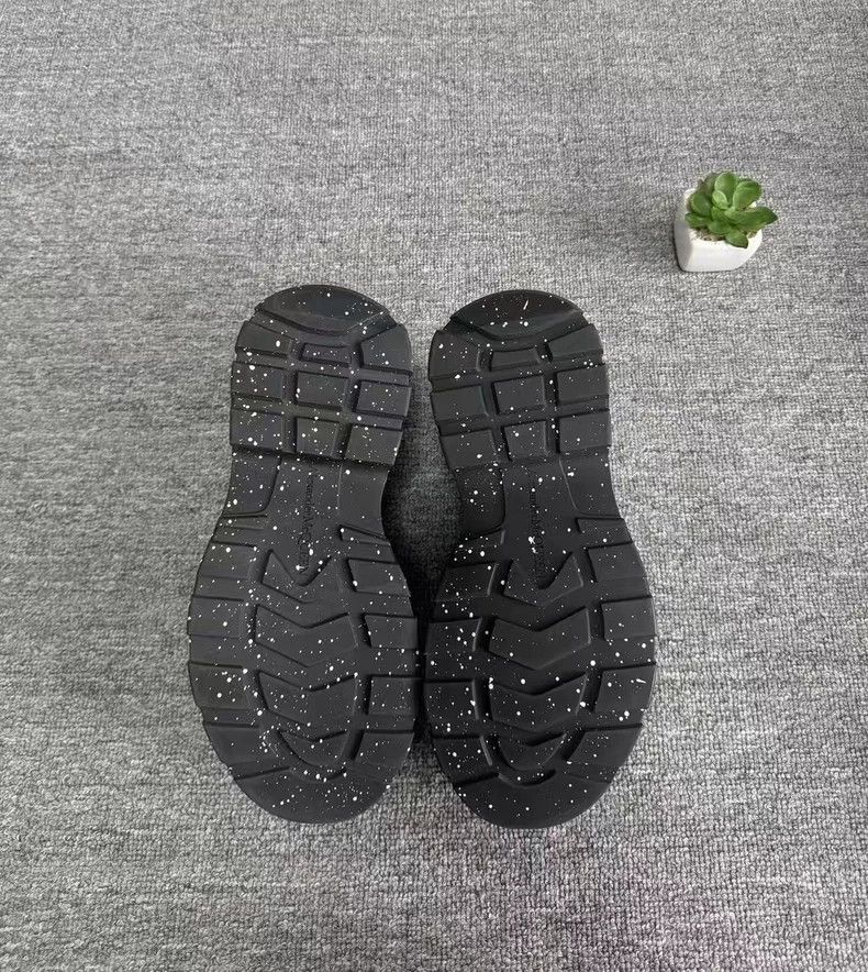 Alexander McQueen McQueen Martin Sneakers with Paint Splatter Size US 8.5 / EU 41-42 - 7 Thumbnail