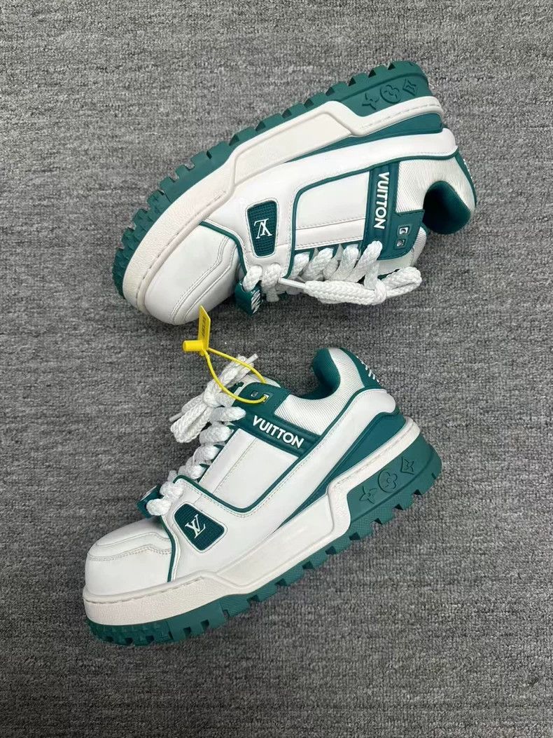 Louis Vuitton Lv Trainer White and Teal Sneakers Size US 10 / EU 43 - 2 Thumbnail