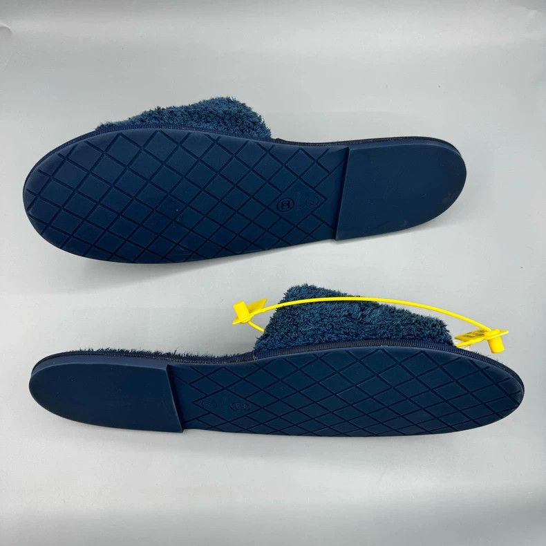 Chanel Chanel Collaboration Plush Slippers Size XXL Size US 10 / EU 43 - 4 Thumbnail
